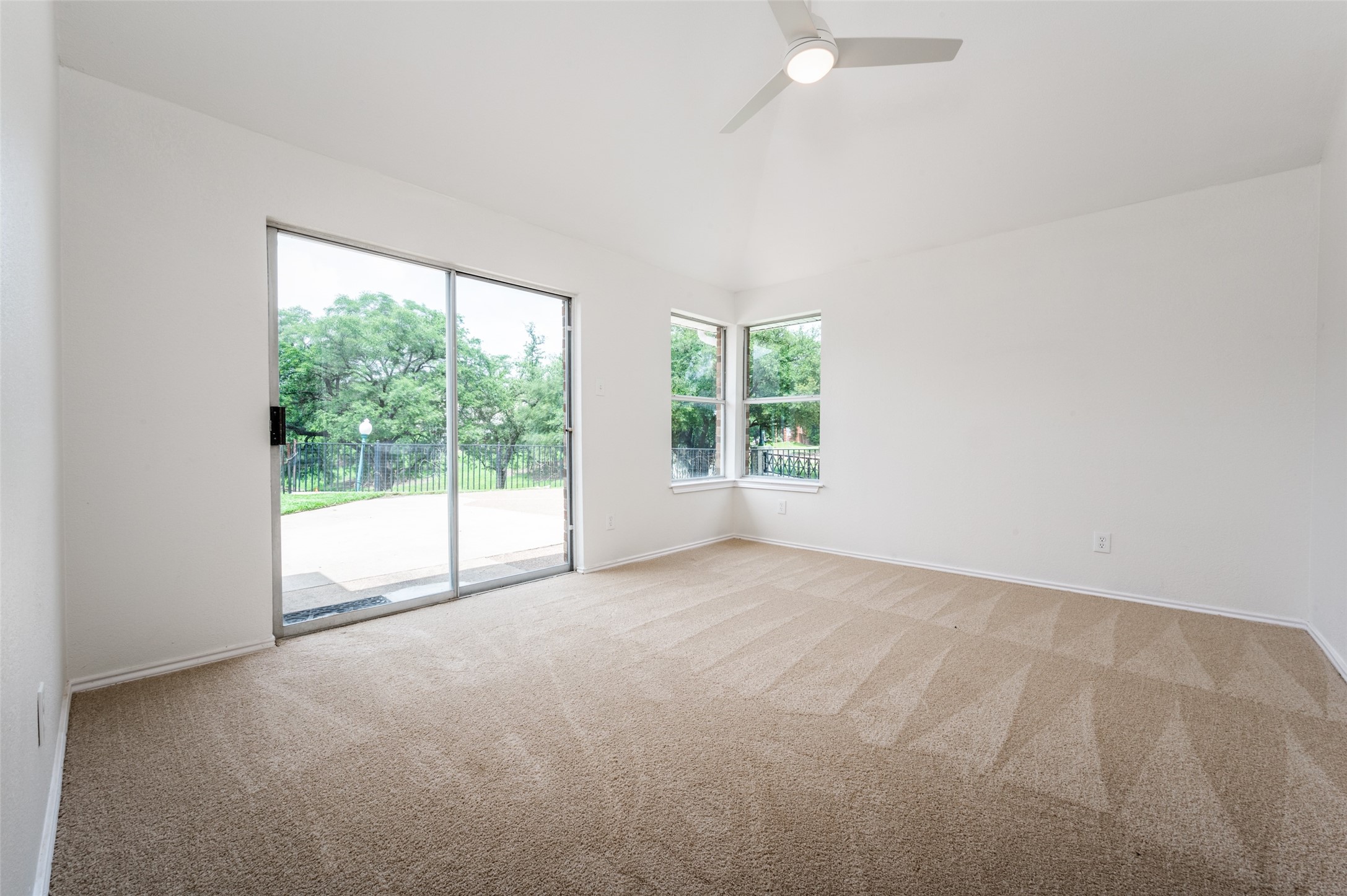 9418 Penny Lane