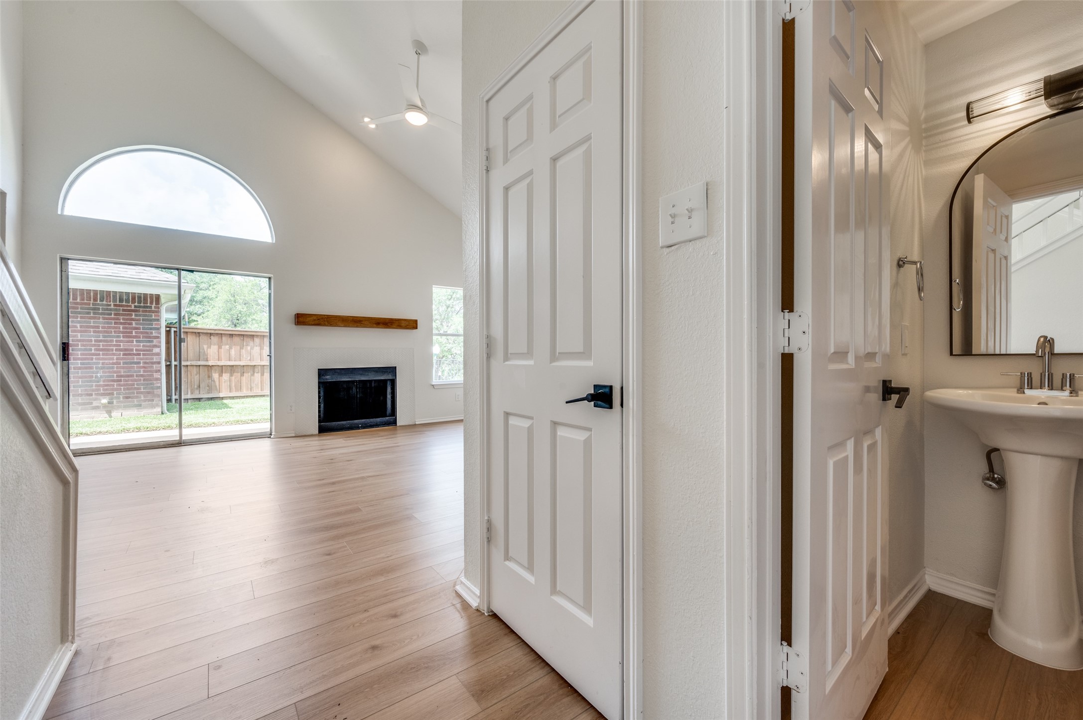 9418 Penny Lane