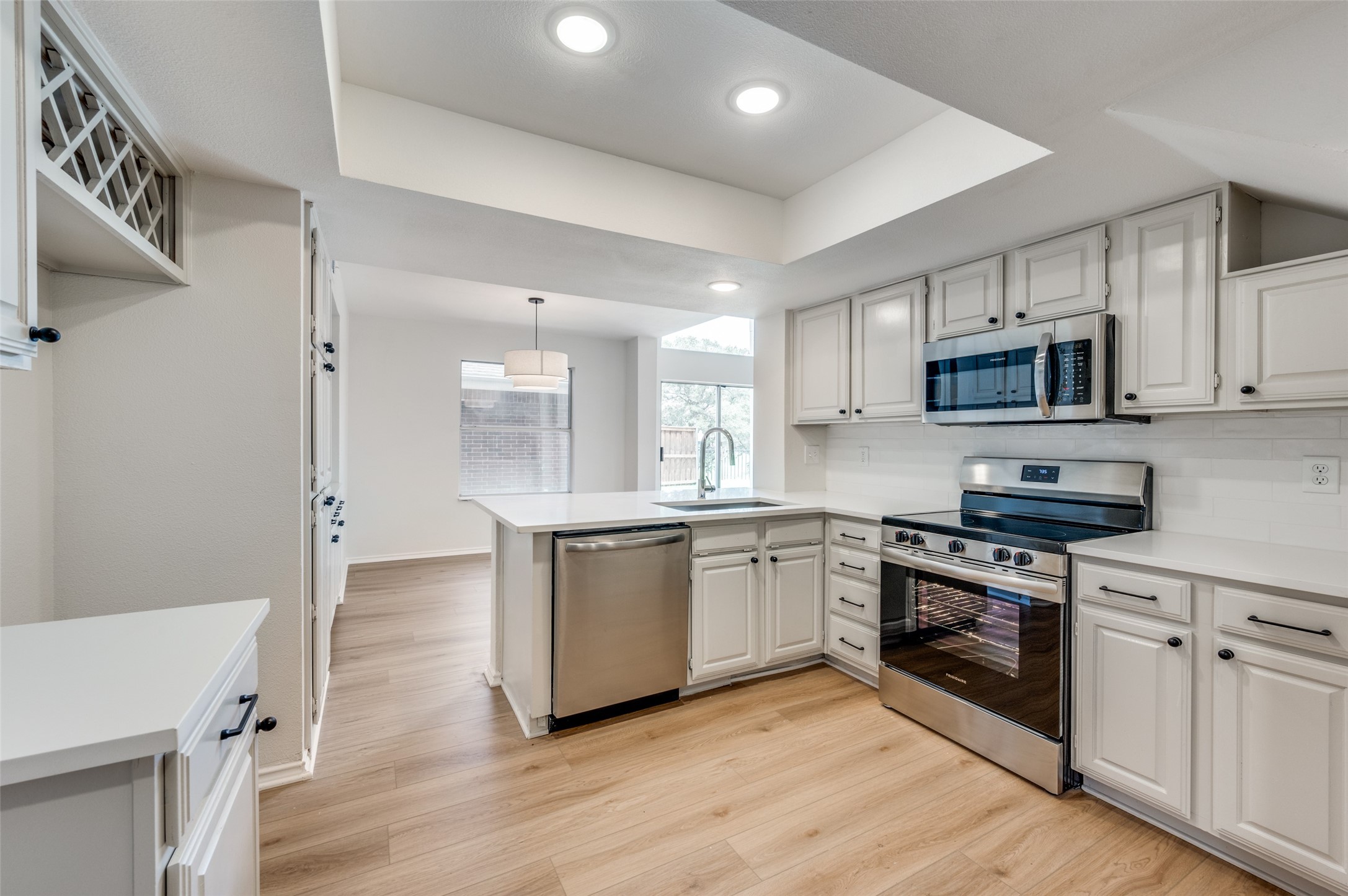 9418 Penny Lane
