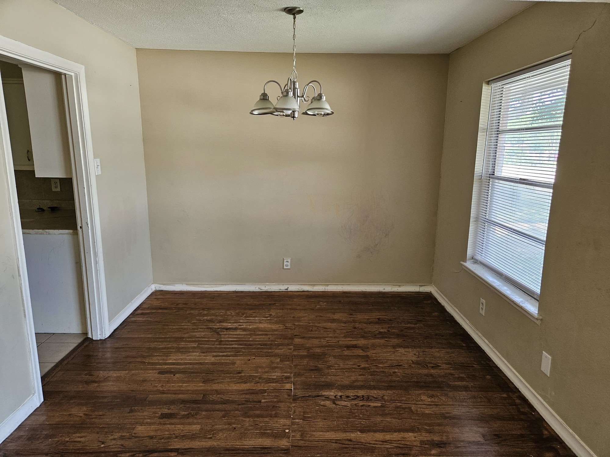 2646 Oates Drive