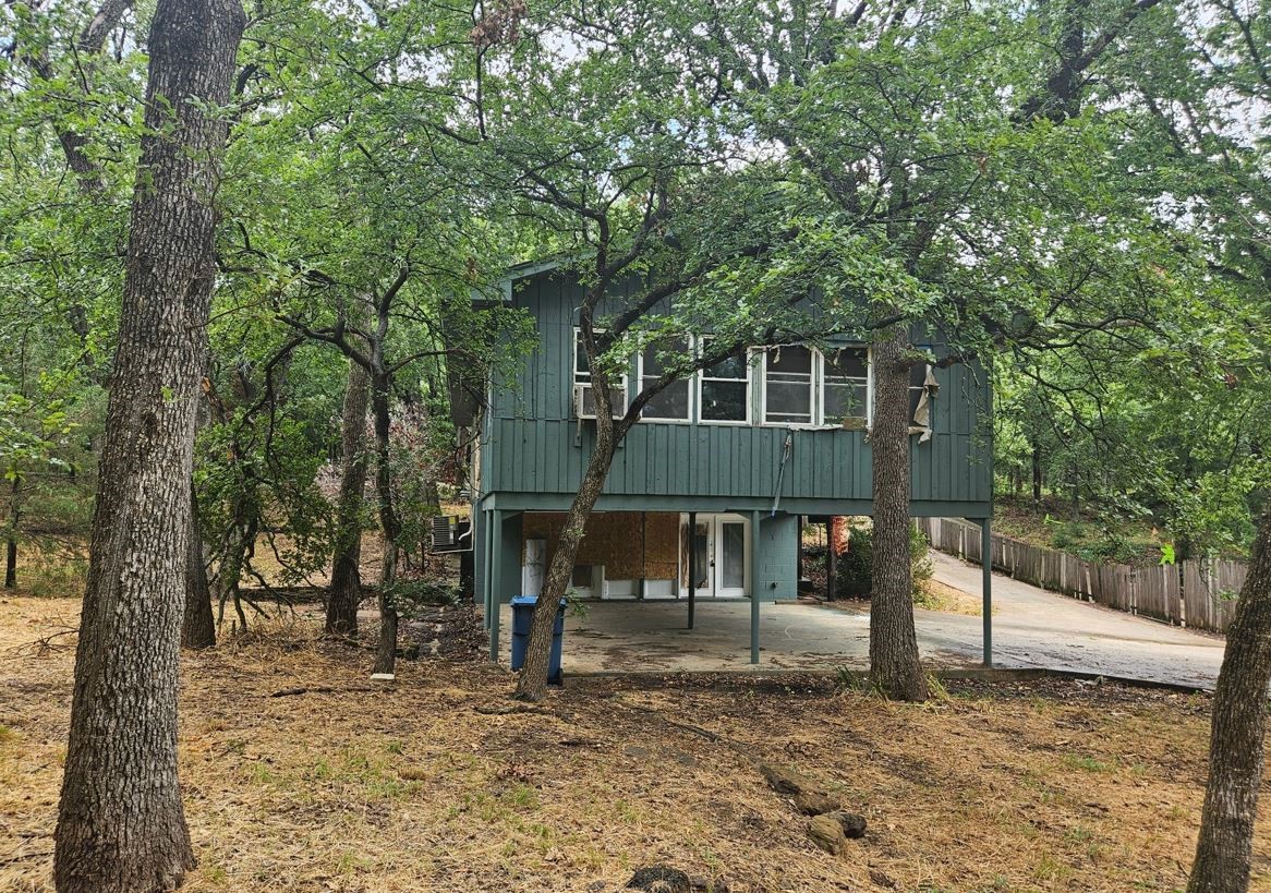 2129 Shoreline Drive