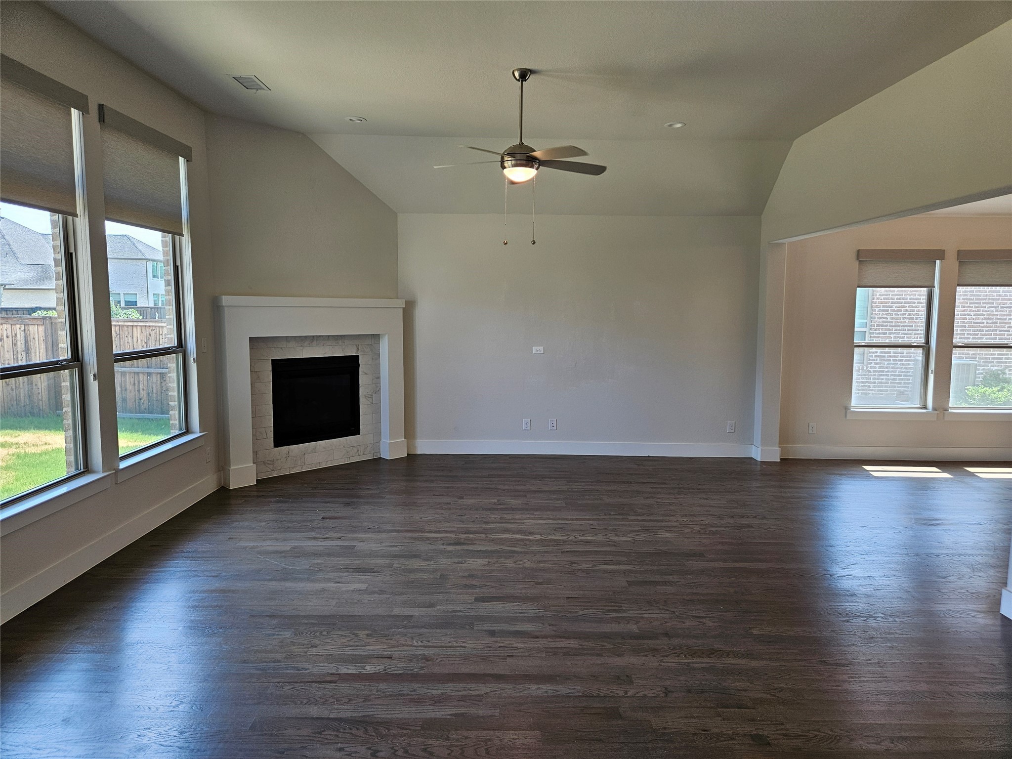 3910 Woodbine Lane