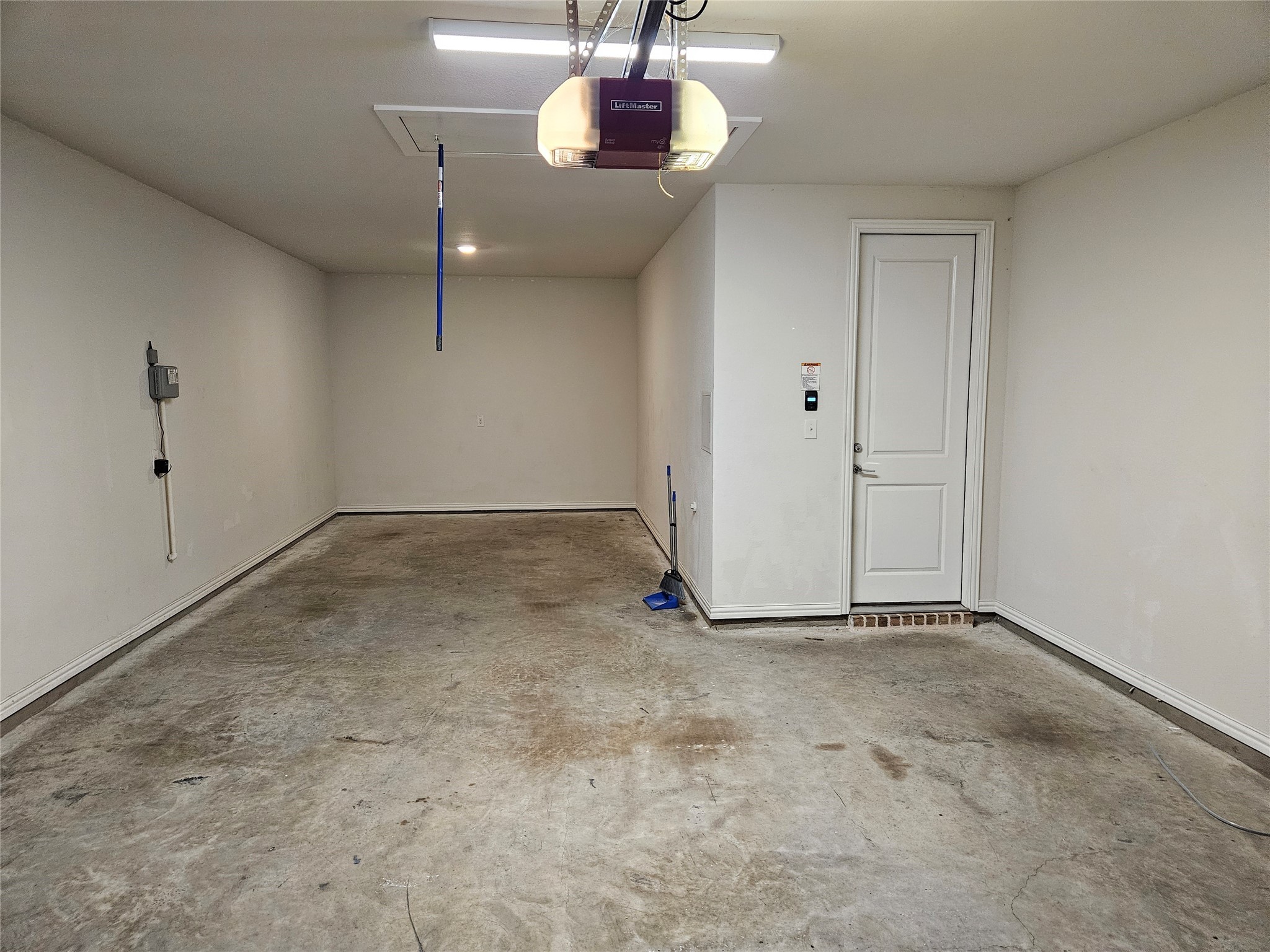 3910 Woodbine Lane
