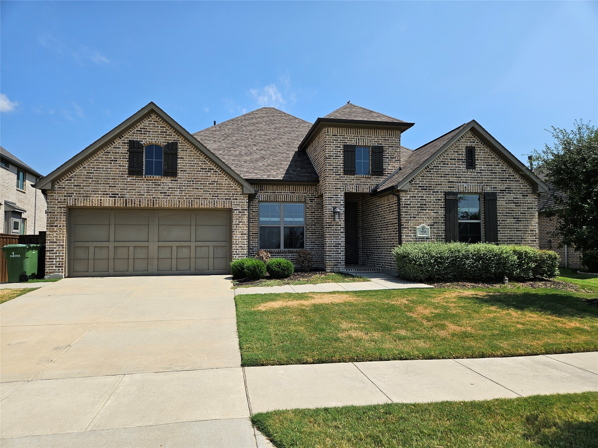 3910 Woodbine Lane