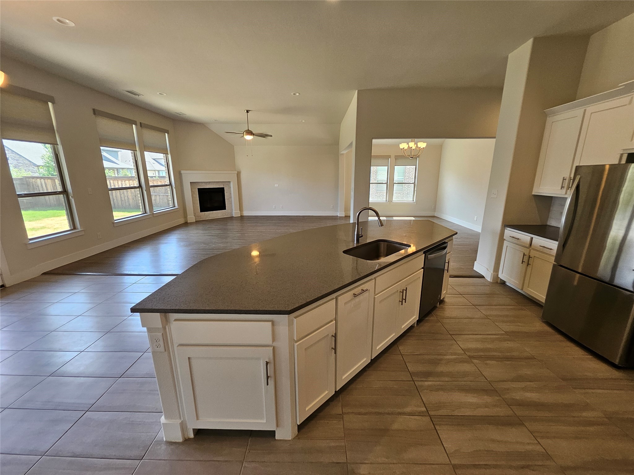 3910 Woodbine Lane