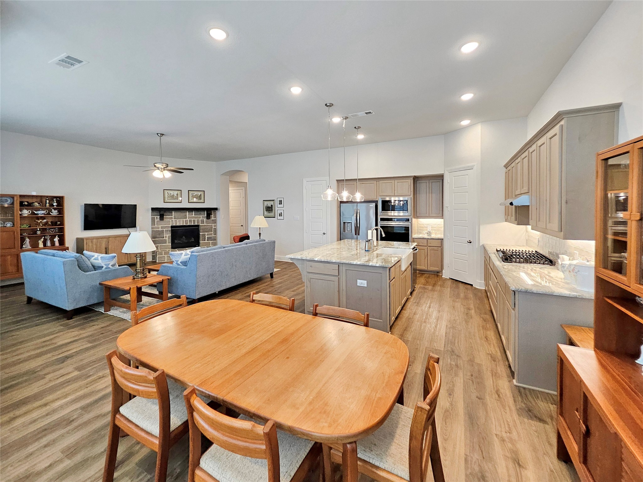 2030 Dundalk Lane