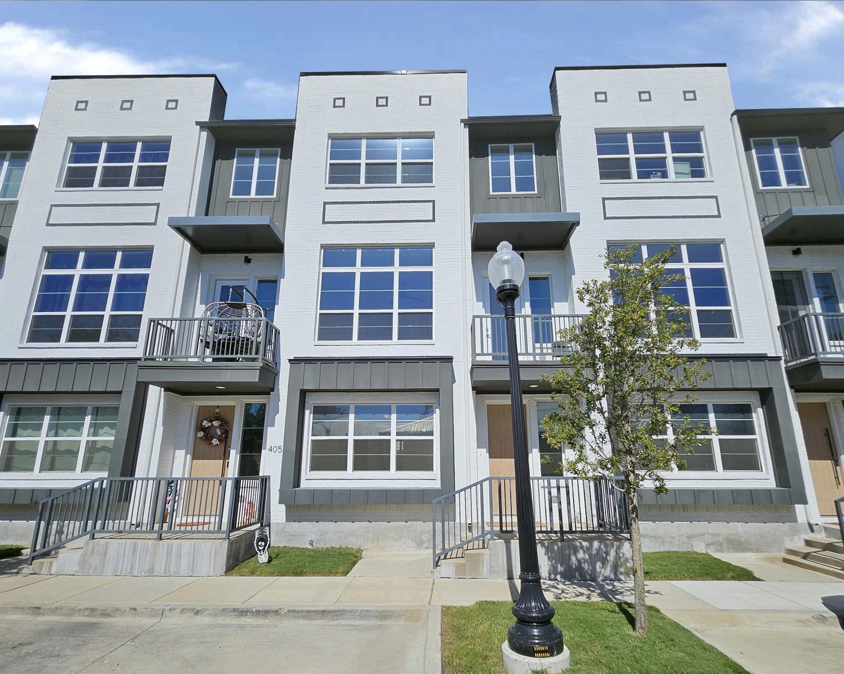 13325 Bee Street 406