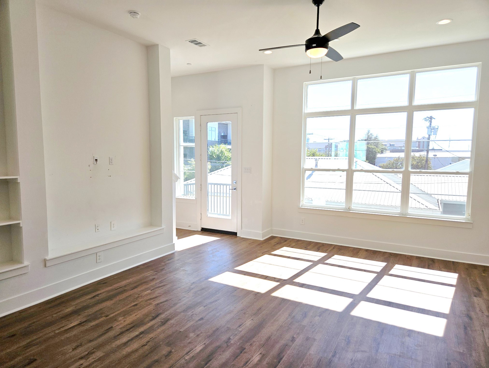 13325 Bee Street 406