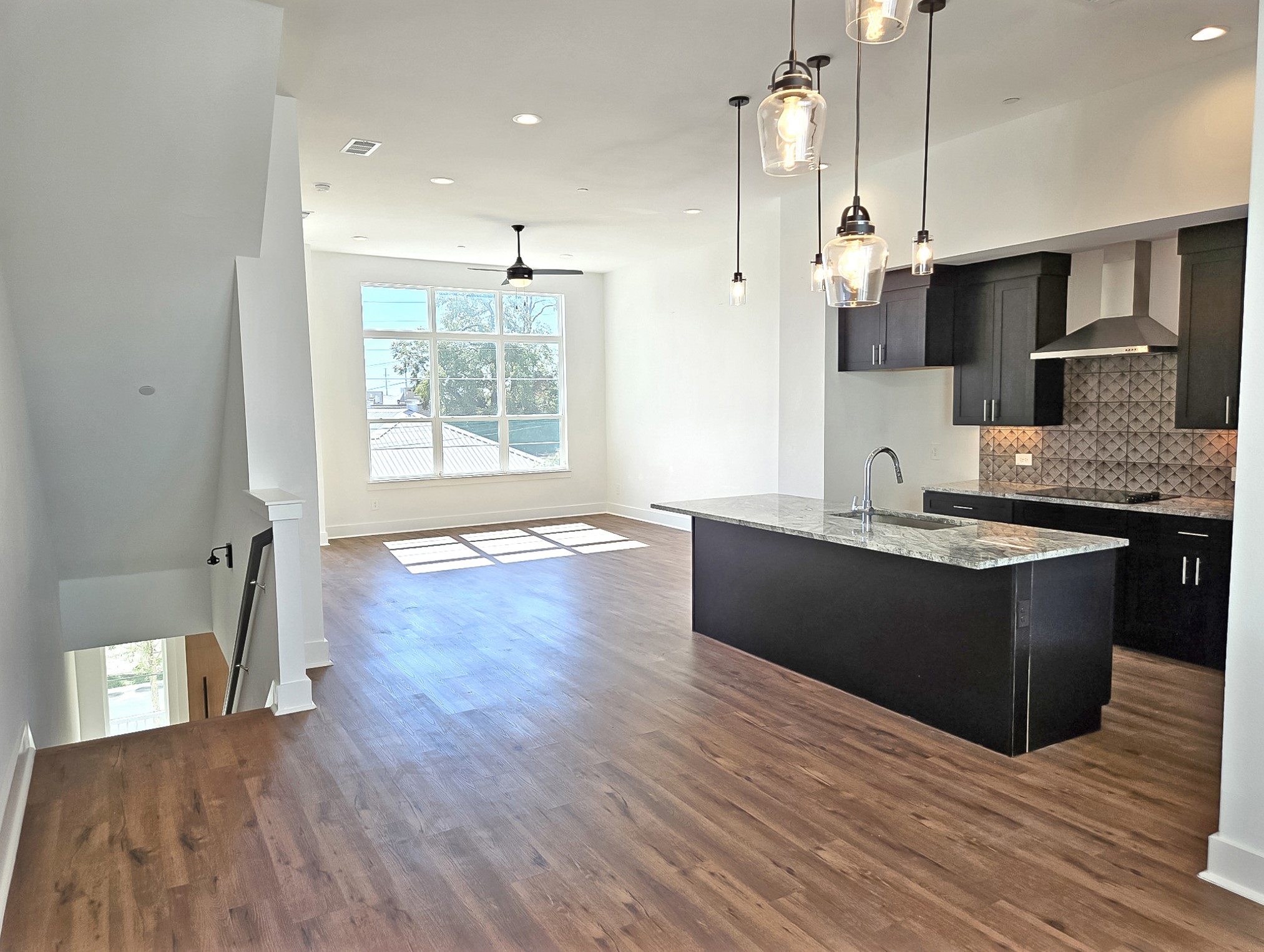 13325 Bee Street 406