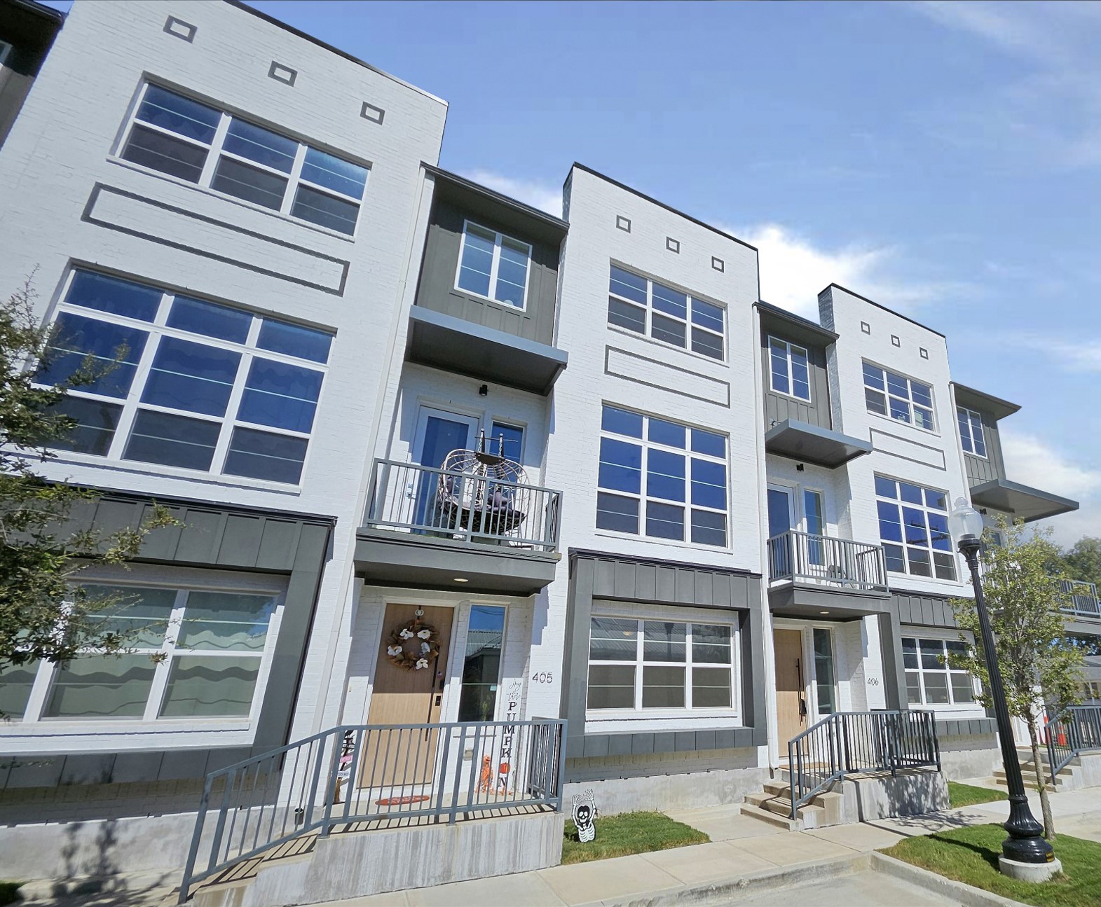 13325 Bee Street 406