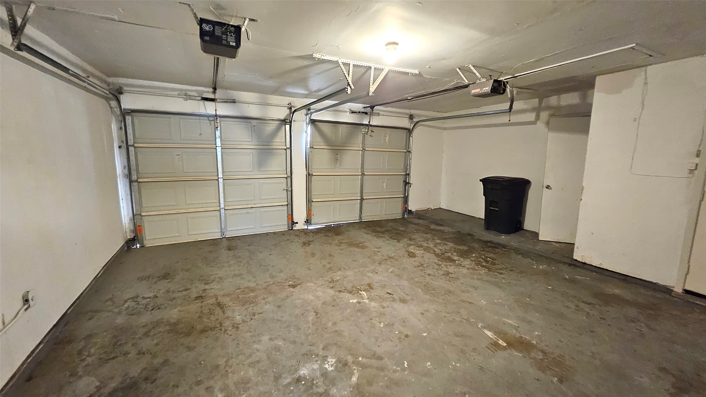 304 Lochness Court