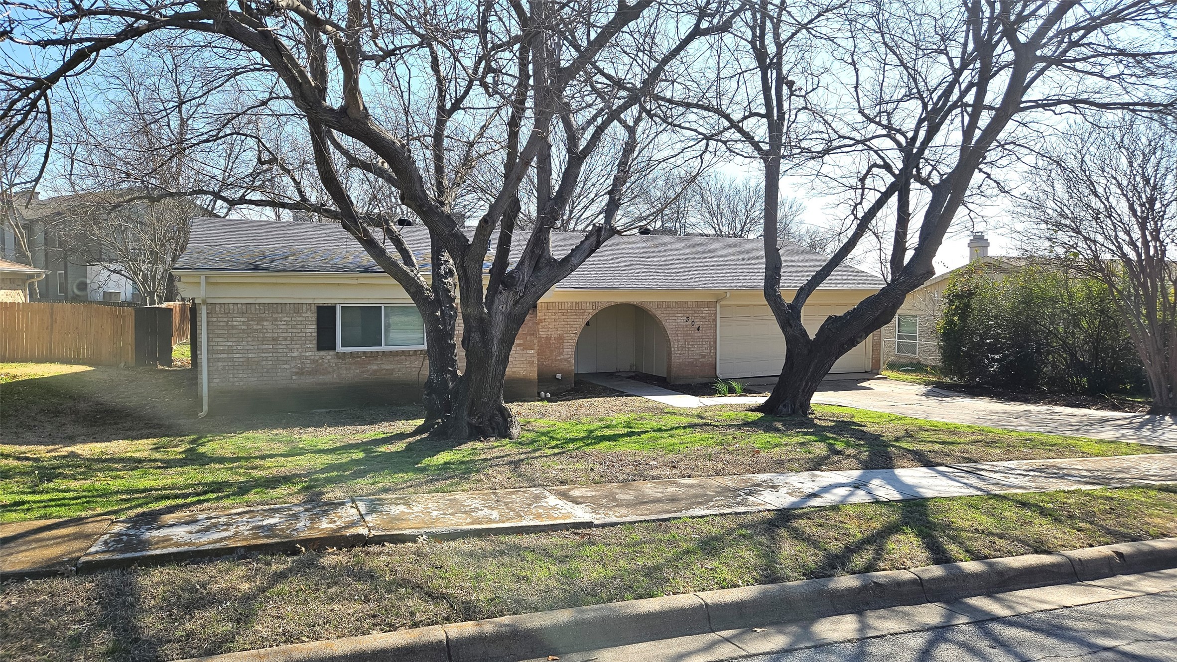 304 Lochness Court