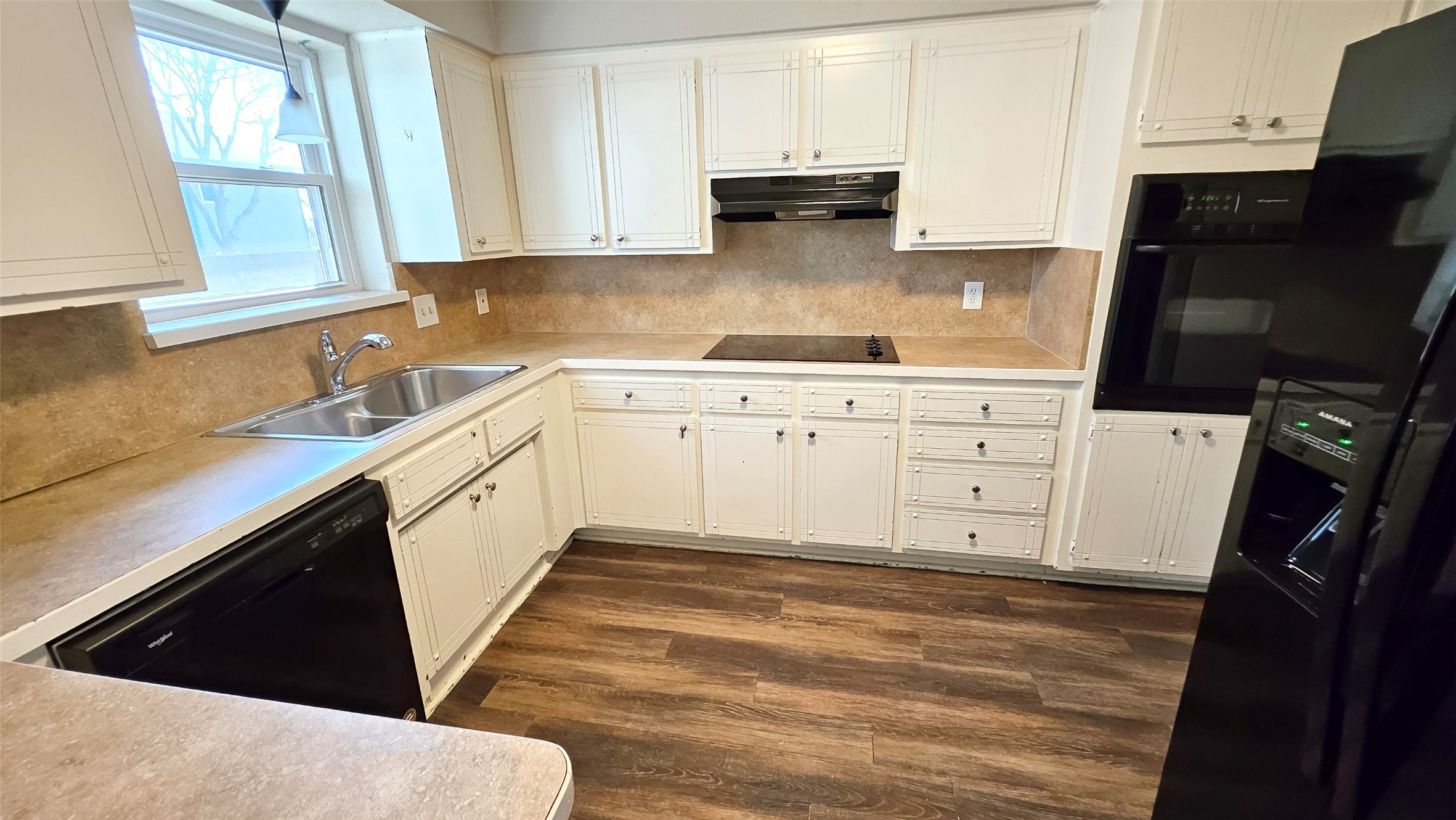 304 Lochness Court