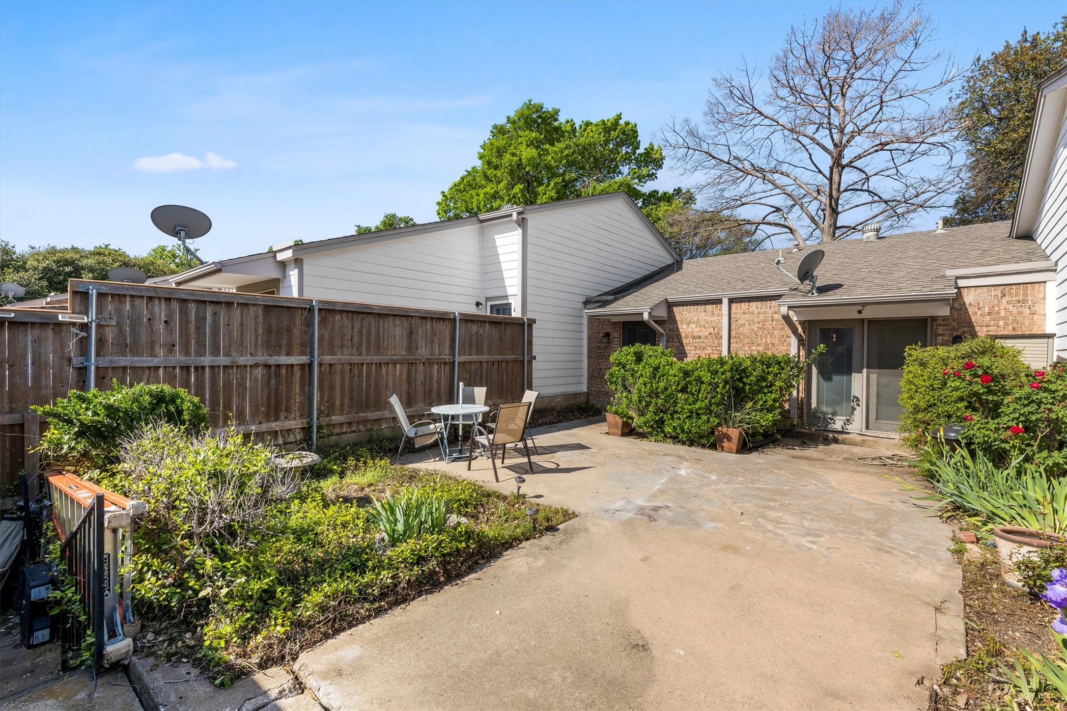13643 Weald Green Street