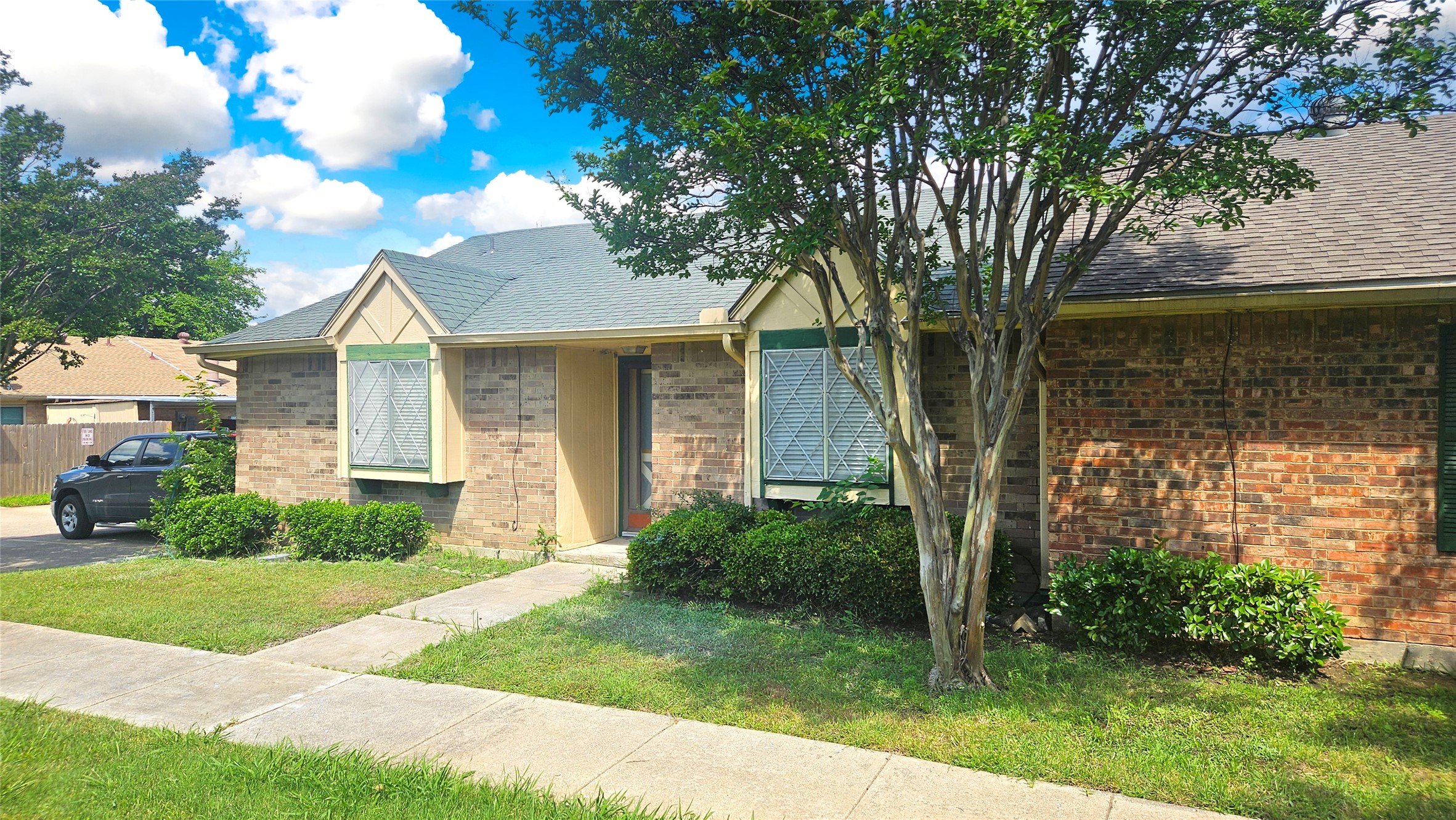 18 E Townhouse Lane 31