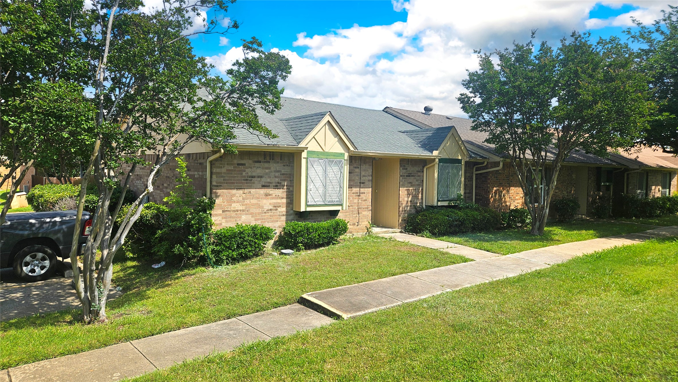 18 E Townhouse Lane 31