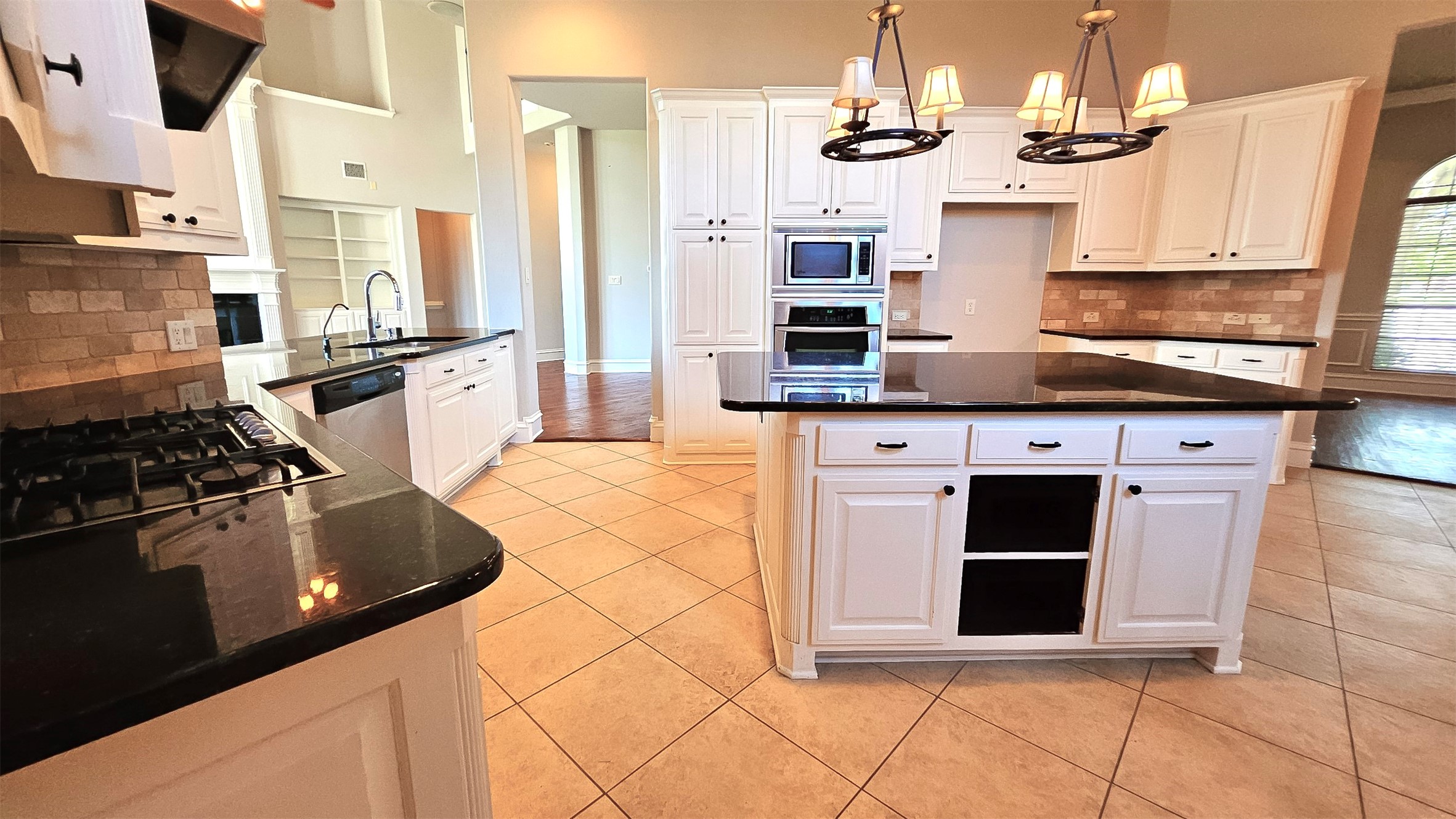 6944 Bridgemarker Drive