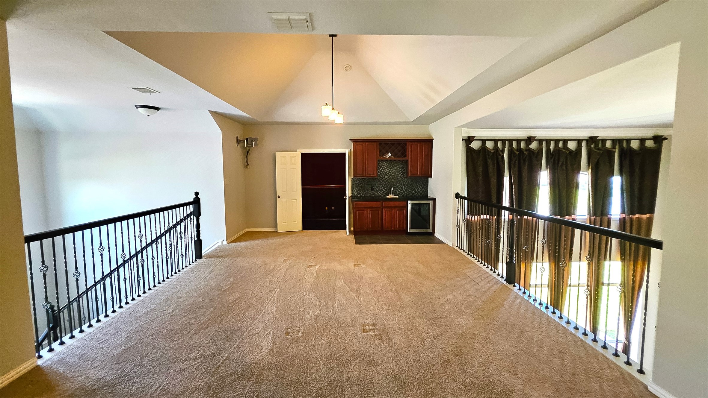 6944 Bridgemarker Drive