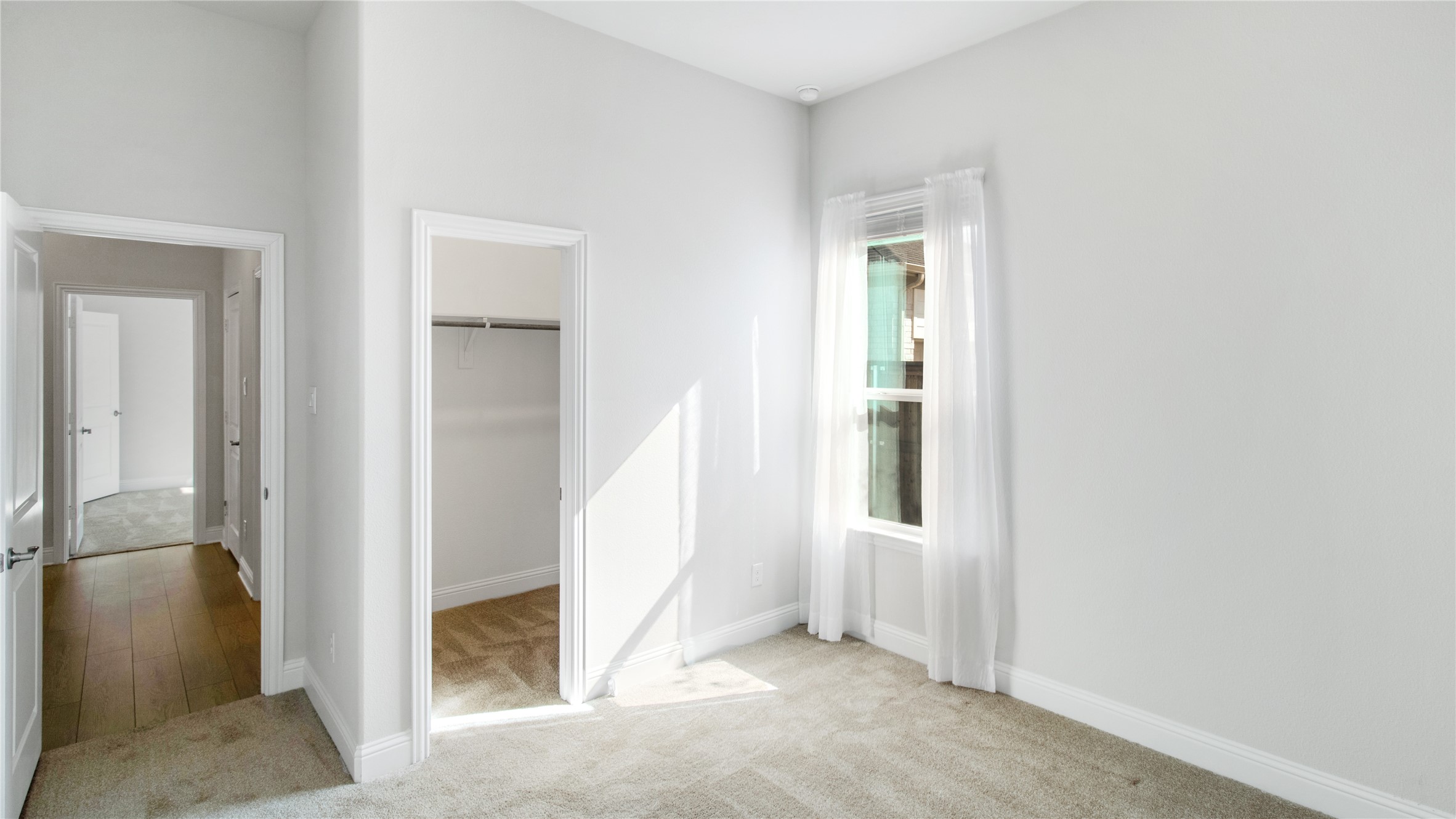 2216 Sternpost Mews