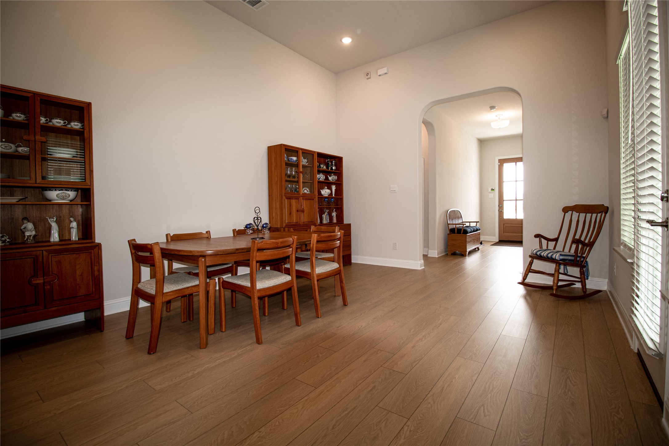 2216 Sternpost Mews