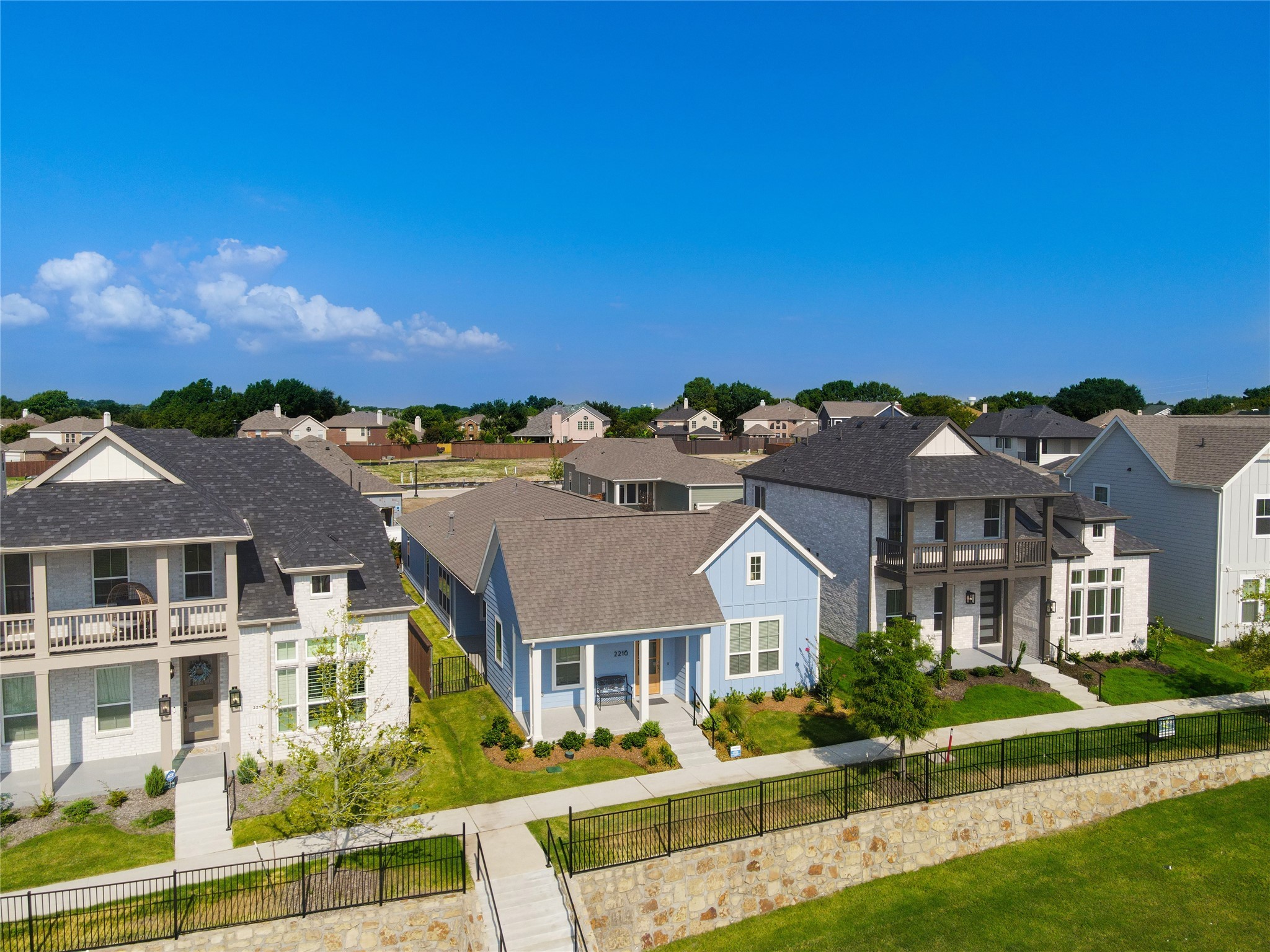 2216 Sternpost Mews