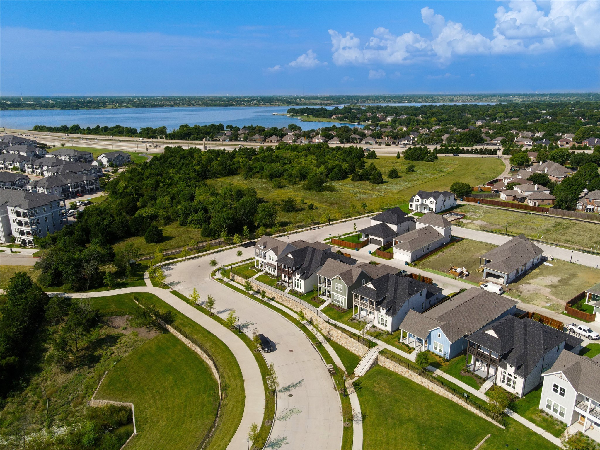 2216 Sternpost Mews