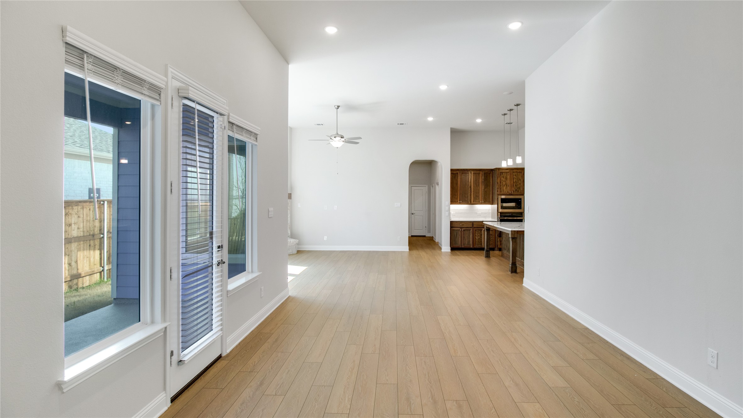 2216 Sternpost Mews