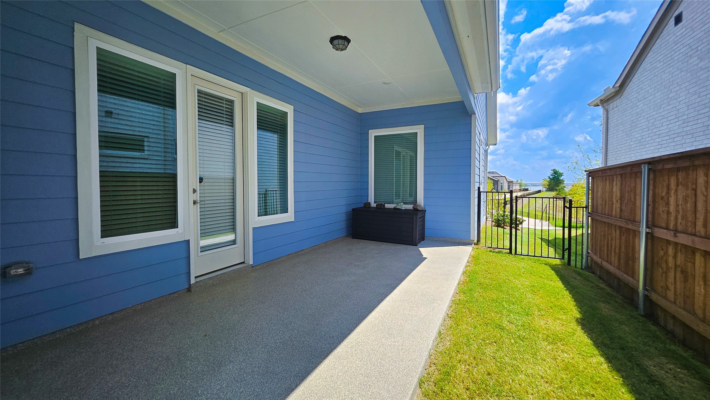 2216 Sternpost Mews
