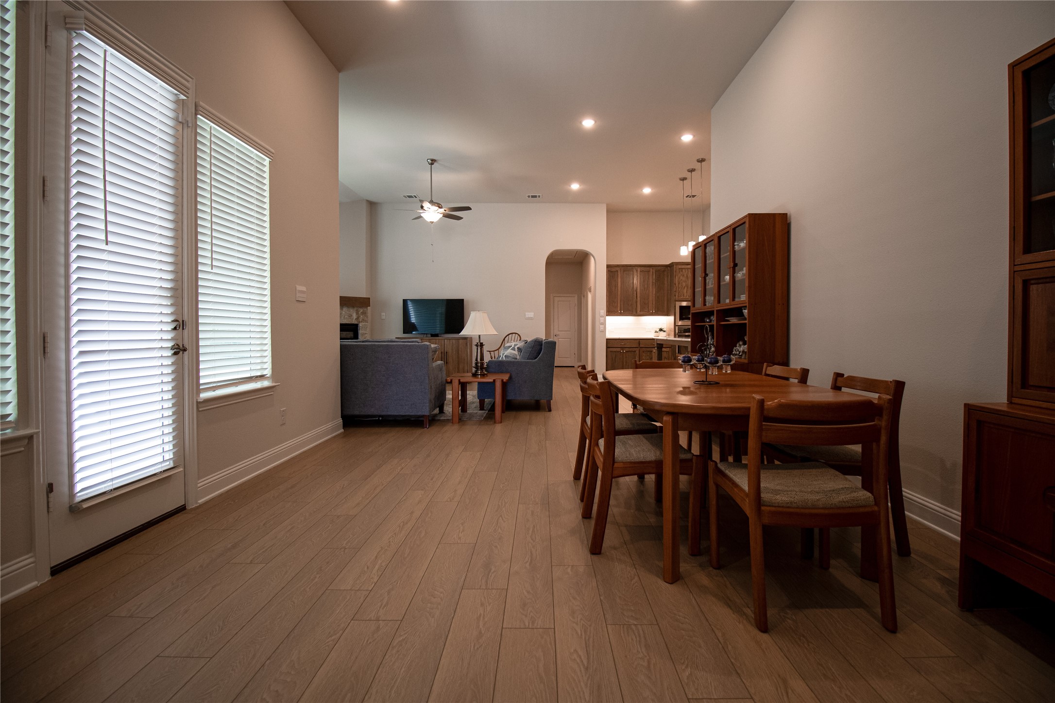 2216 Sternpost Mews