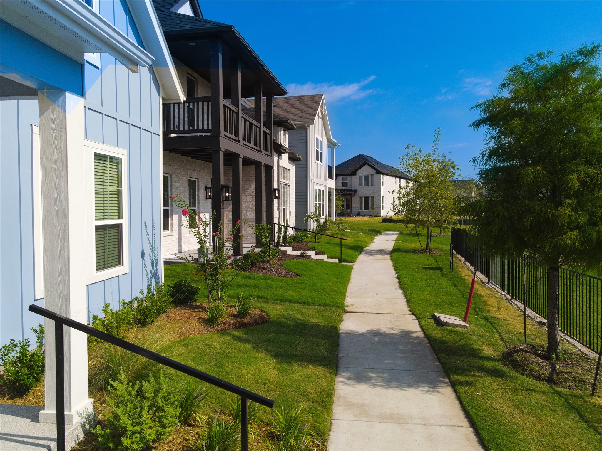 2216 Sternpost Mews