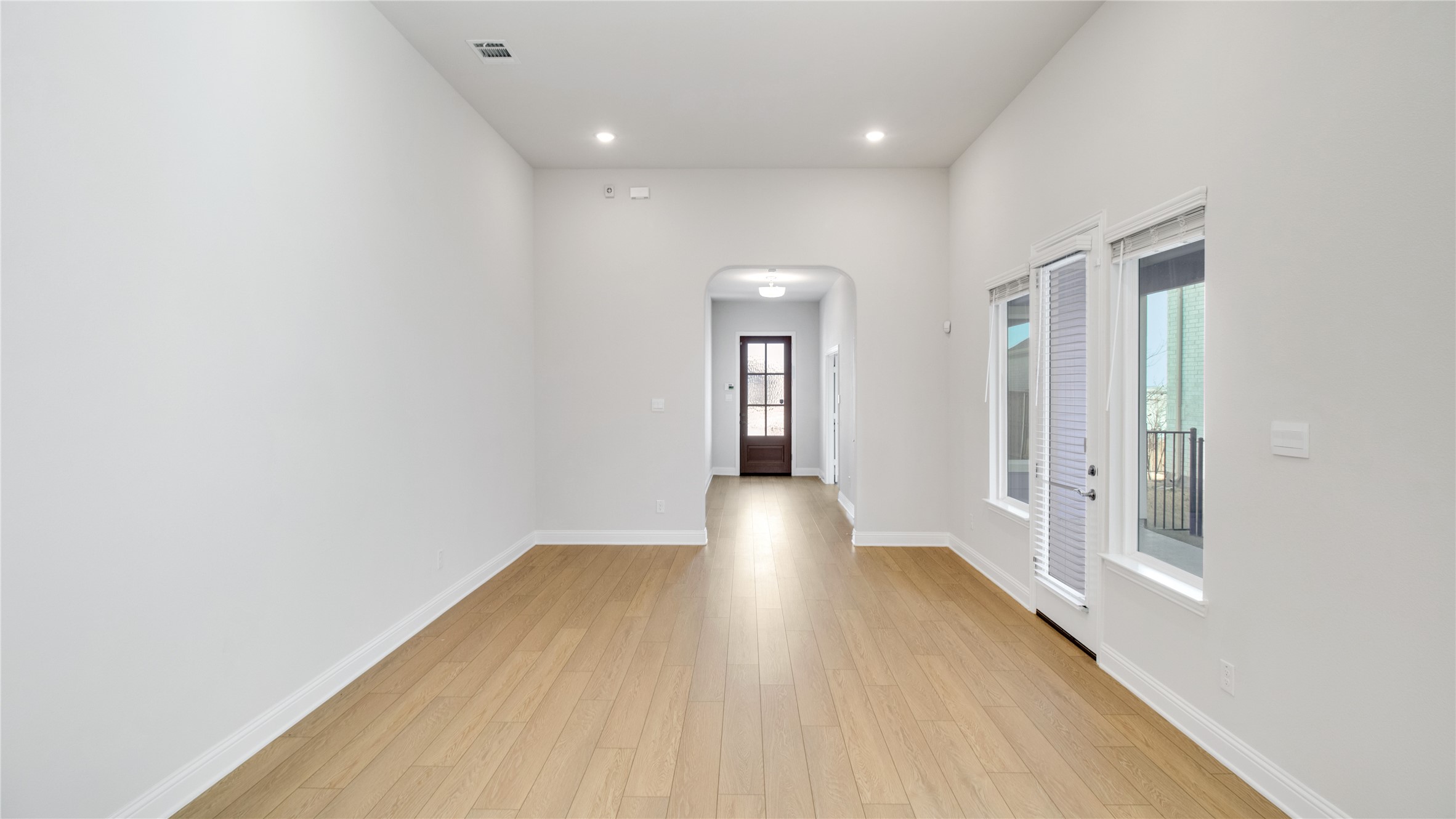 2216 Sternpost Mews