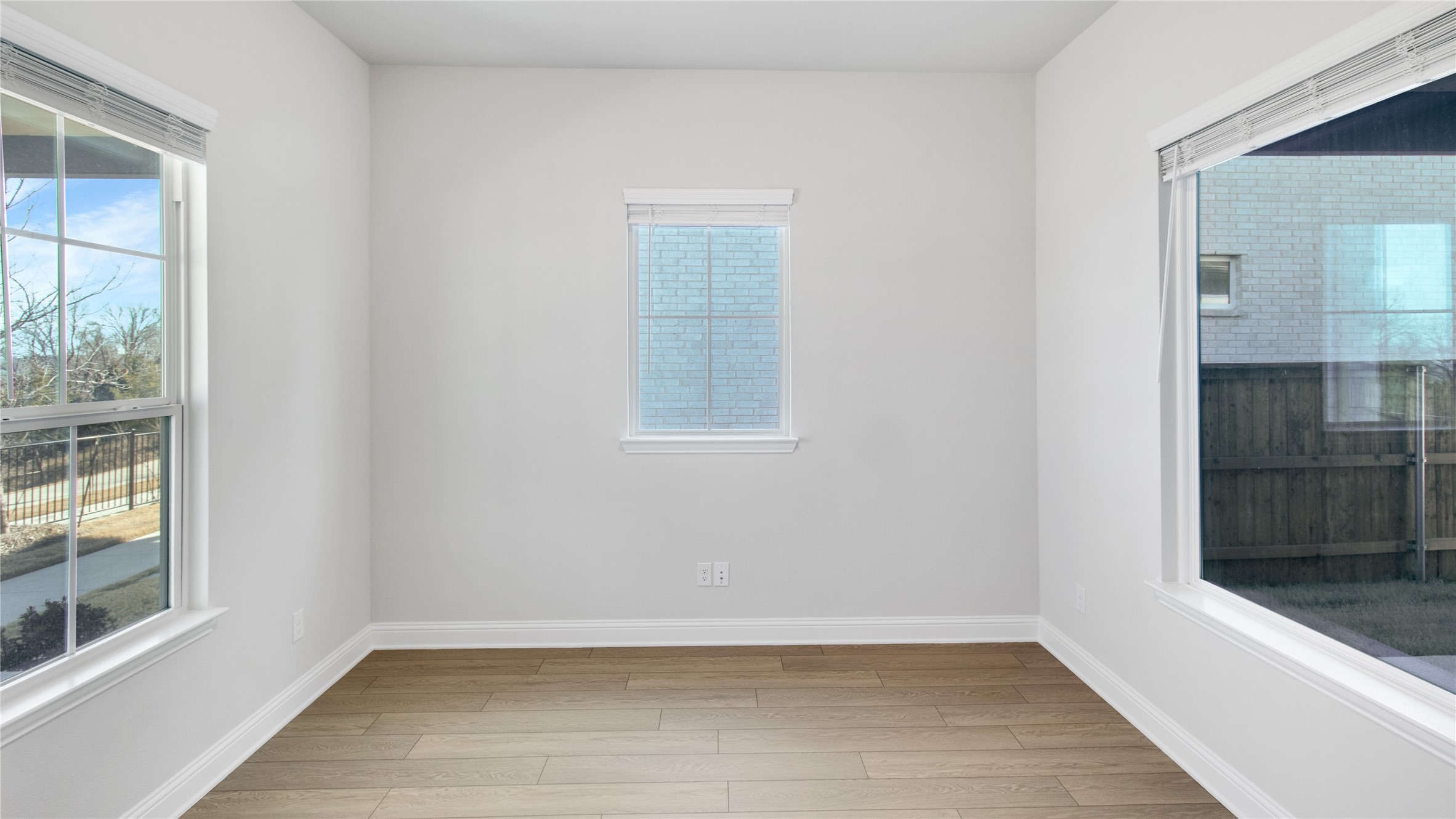 2216 Sternpost Mews