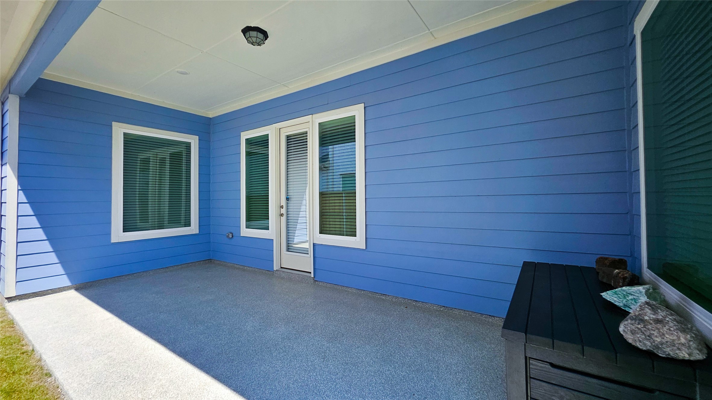 2216 Sternpost Mews