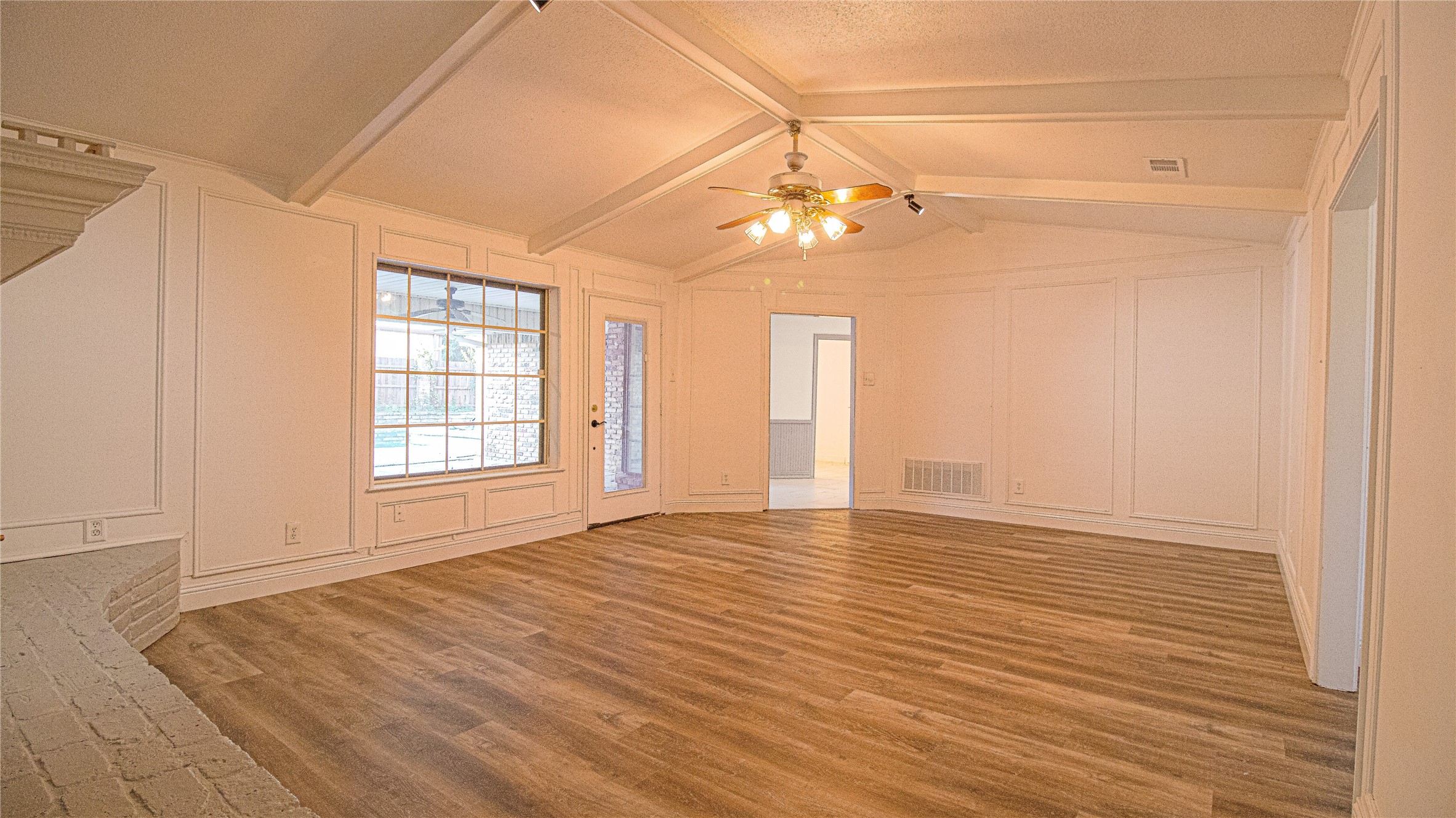 1413 British Boulevard