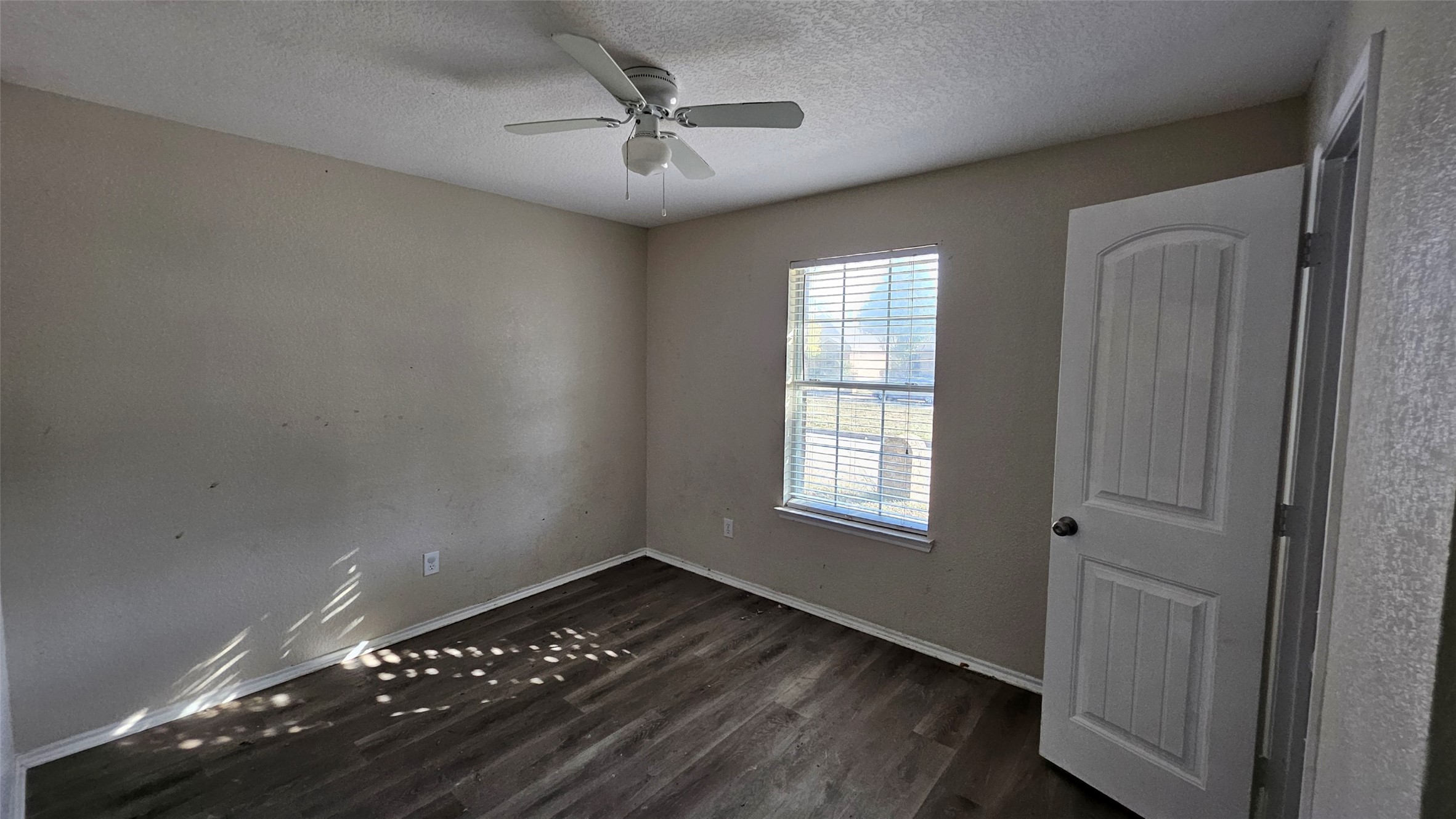 1941 Indian Lilac Drive