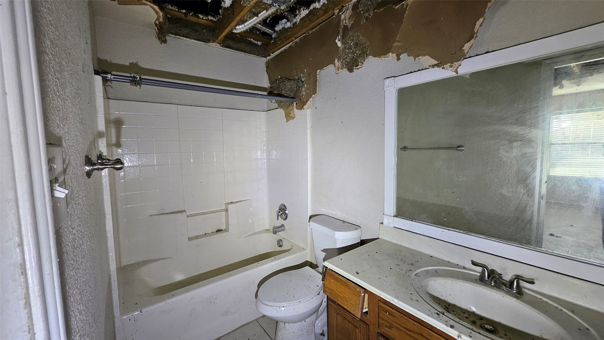 1941 Indian Lilac Drive