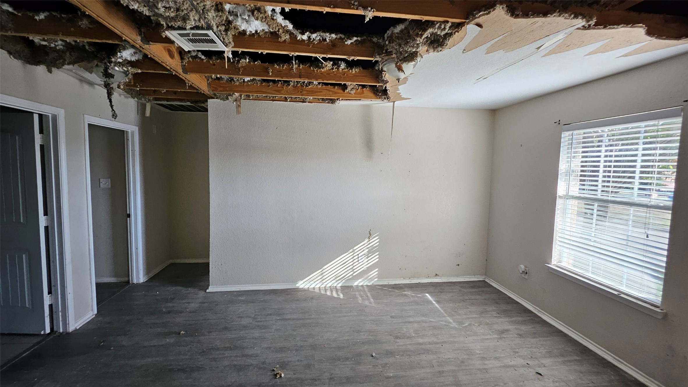 1941 Indian Lilac Drive