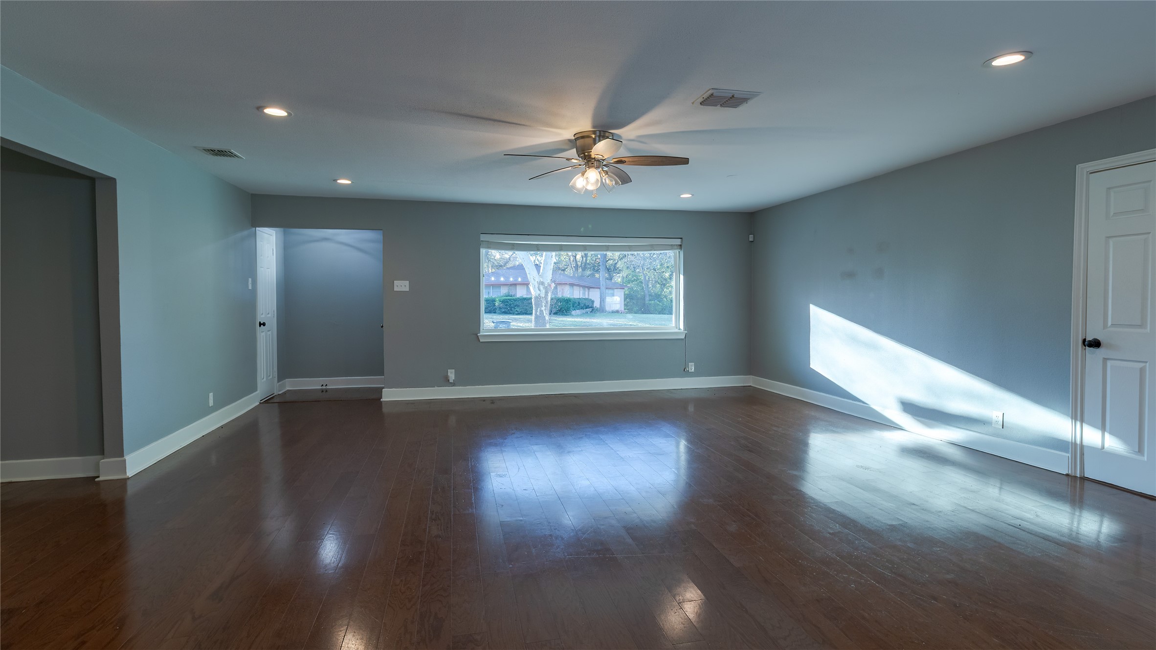 3446 Silverwood Lane