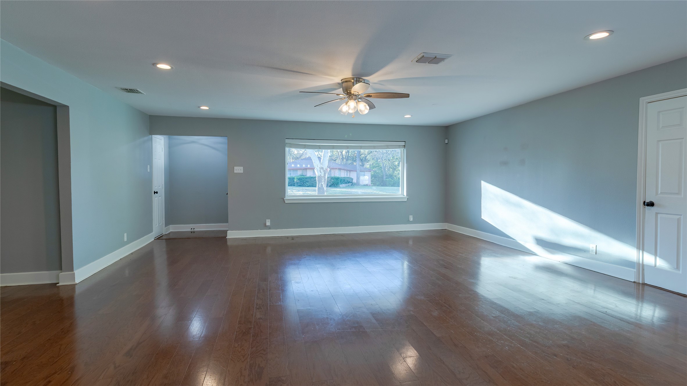 3446 Silverwood Lane