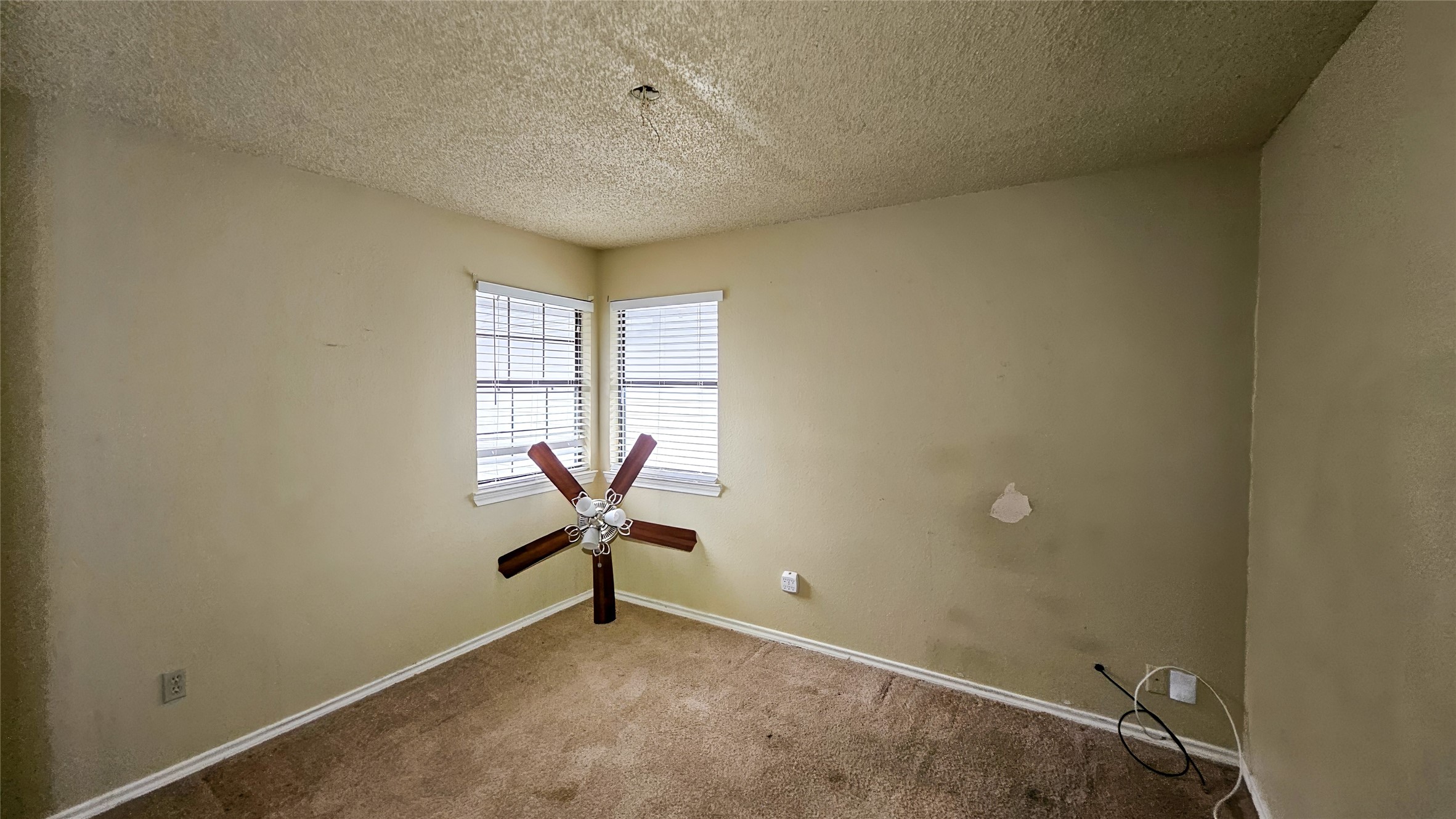 532 Lookout Mountain Trail