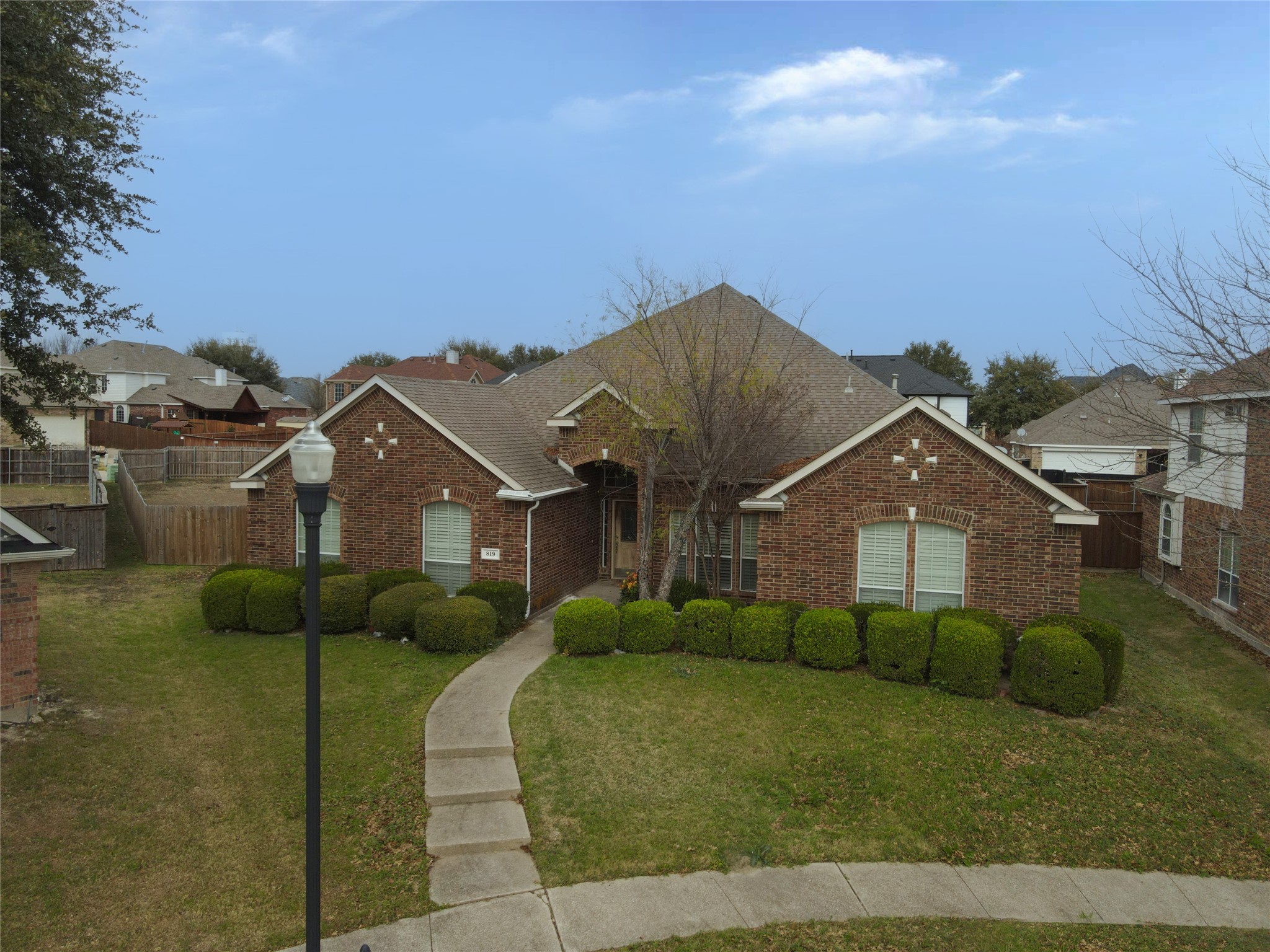 819 Paisley Lane
