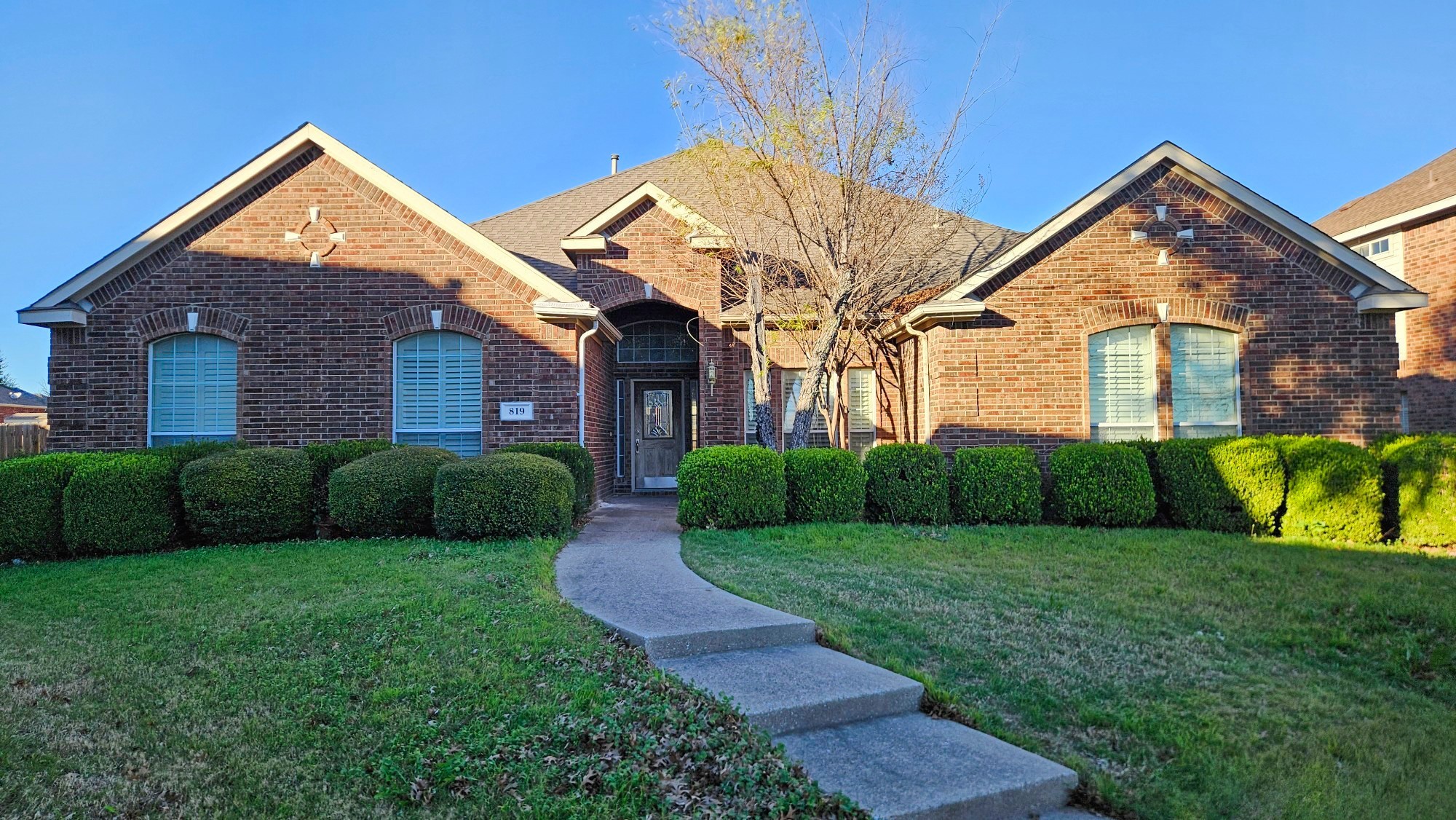 819 Paisley Lane