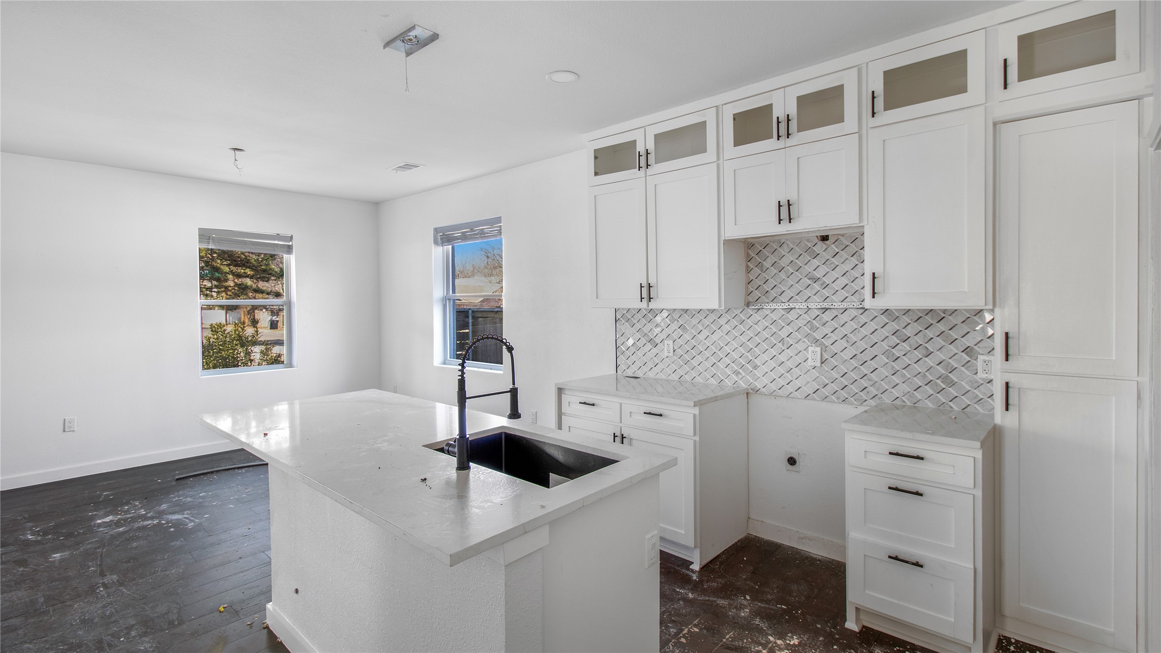 1100 S Brighton Avenue