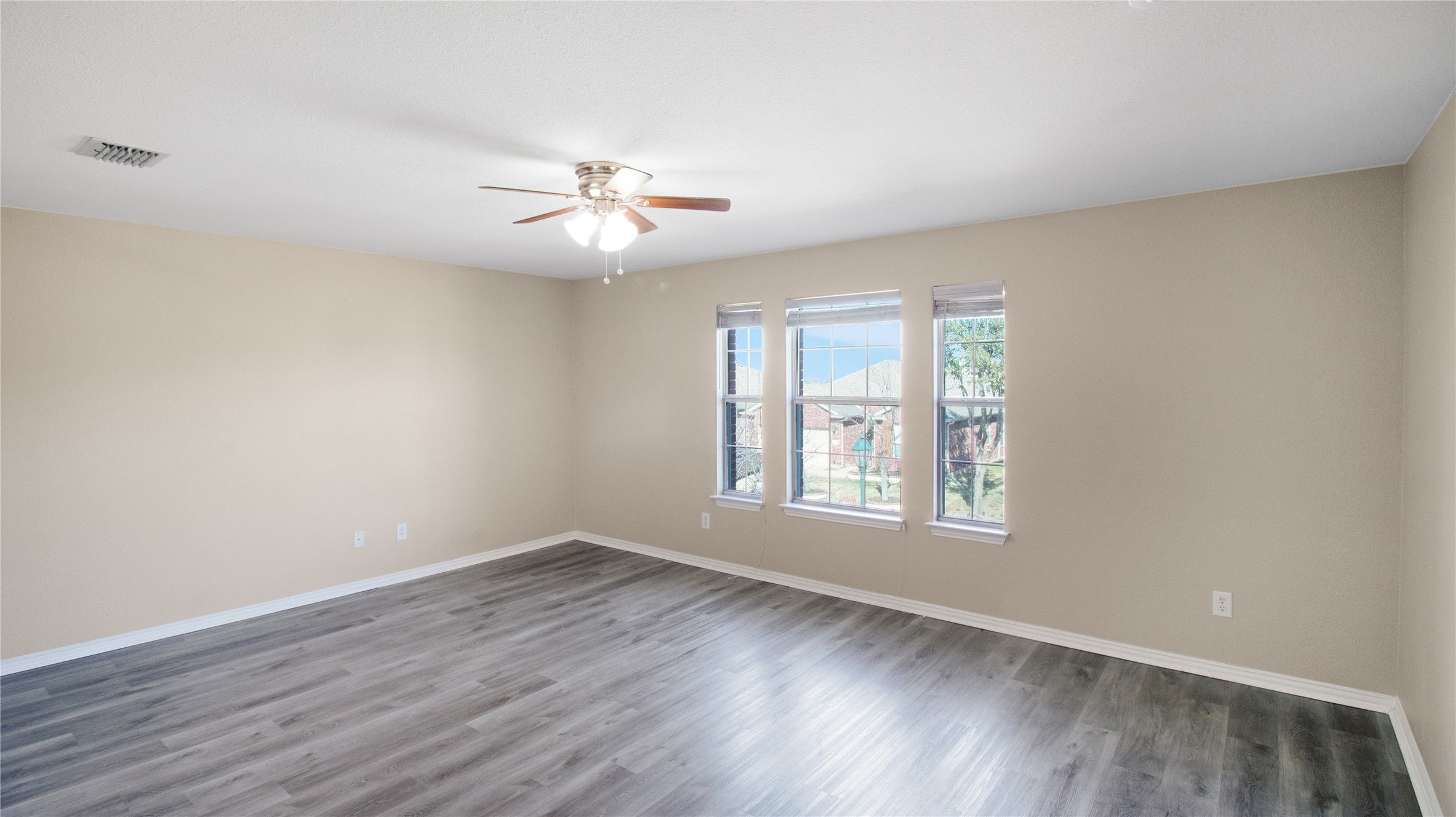 14533 Eaglemont Drive