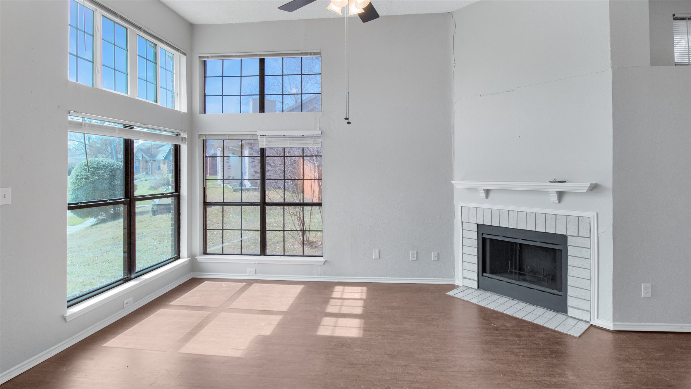 1527 Charleston Cove