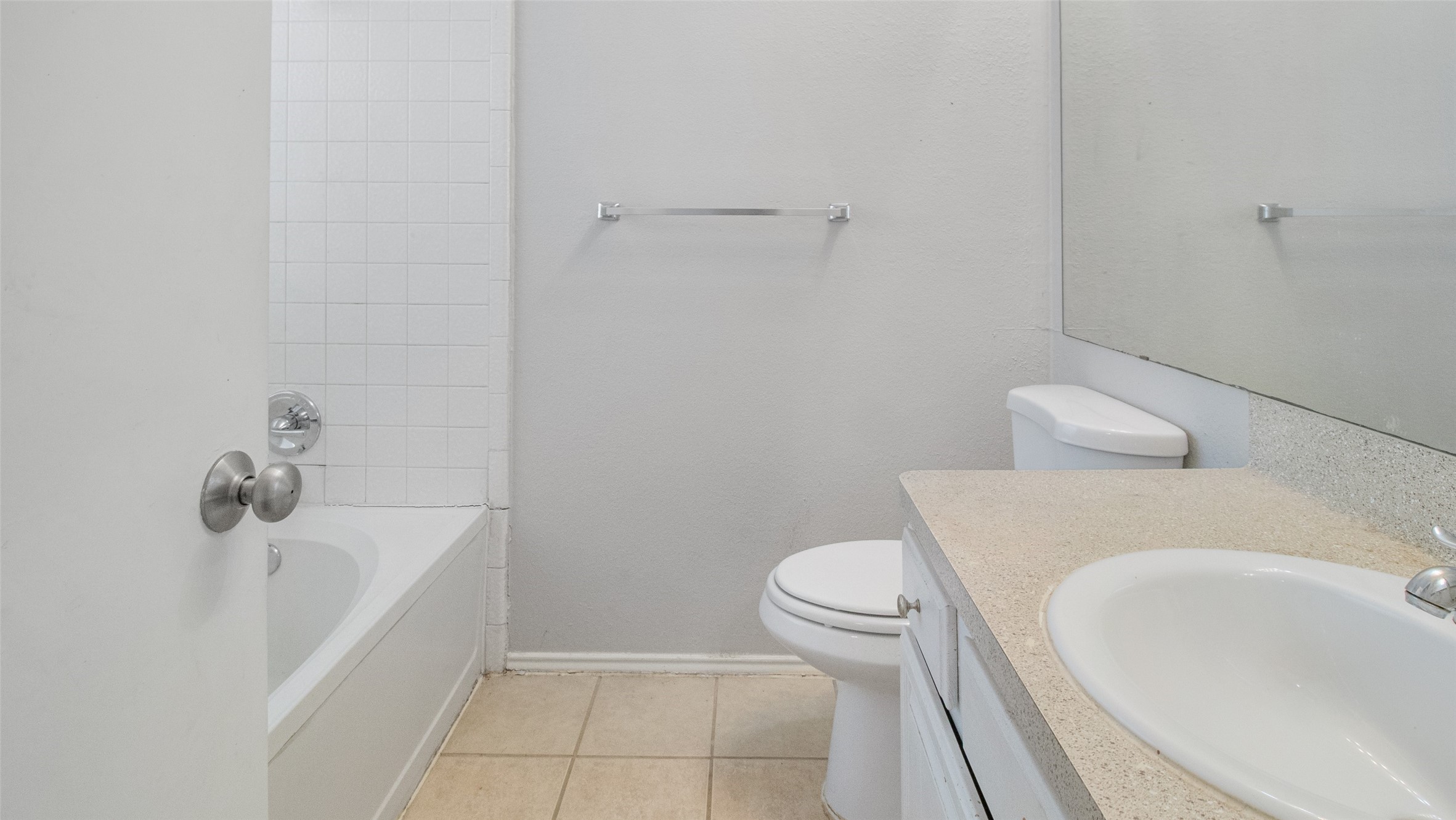 1527 Charleston Cove