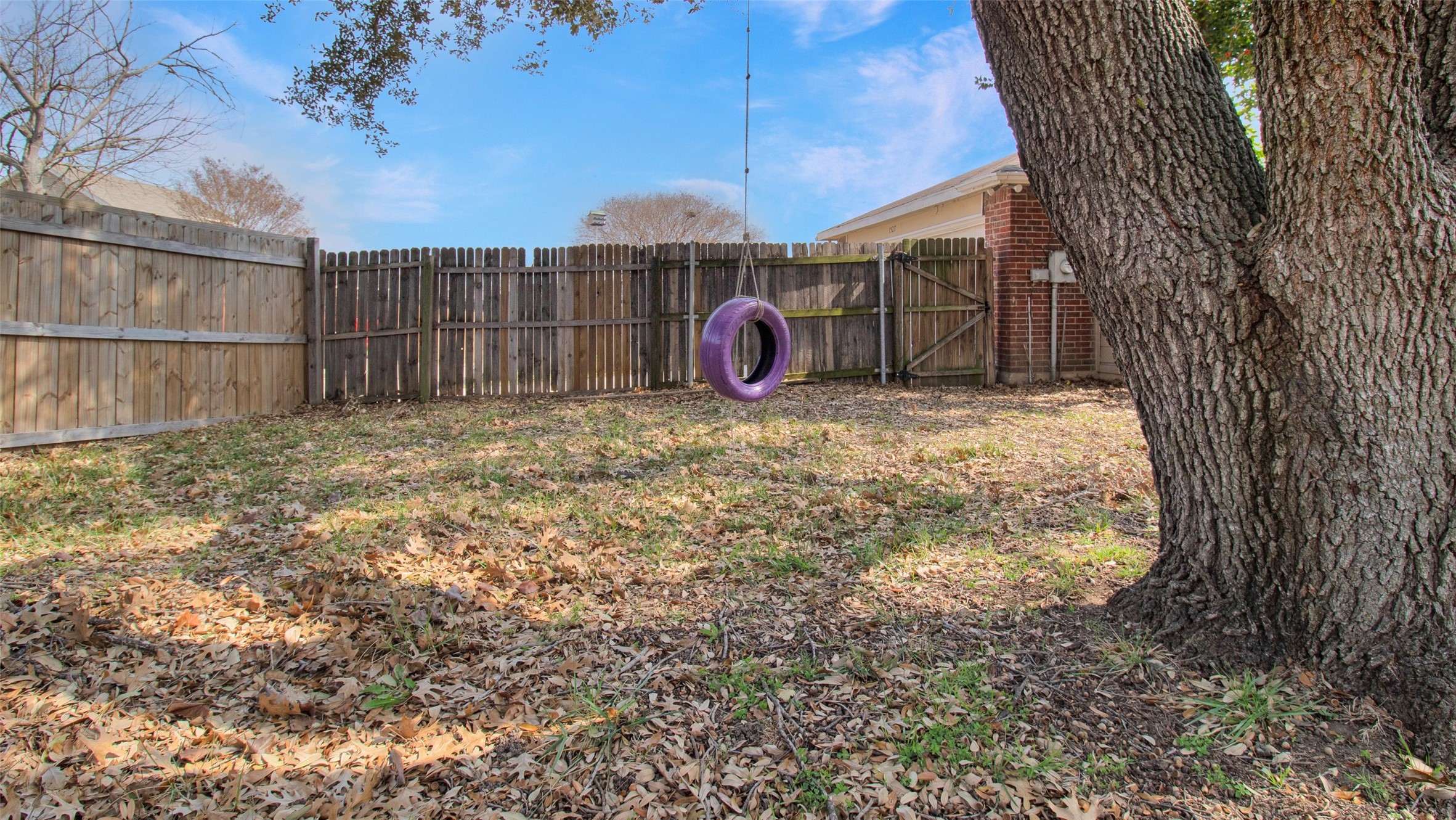 1527 Charleston Cove