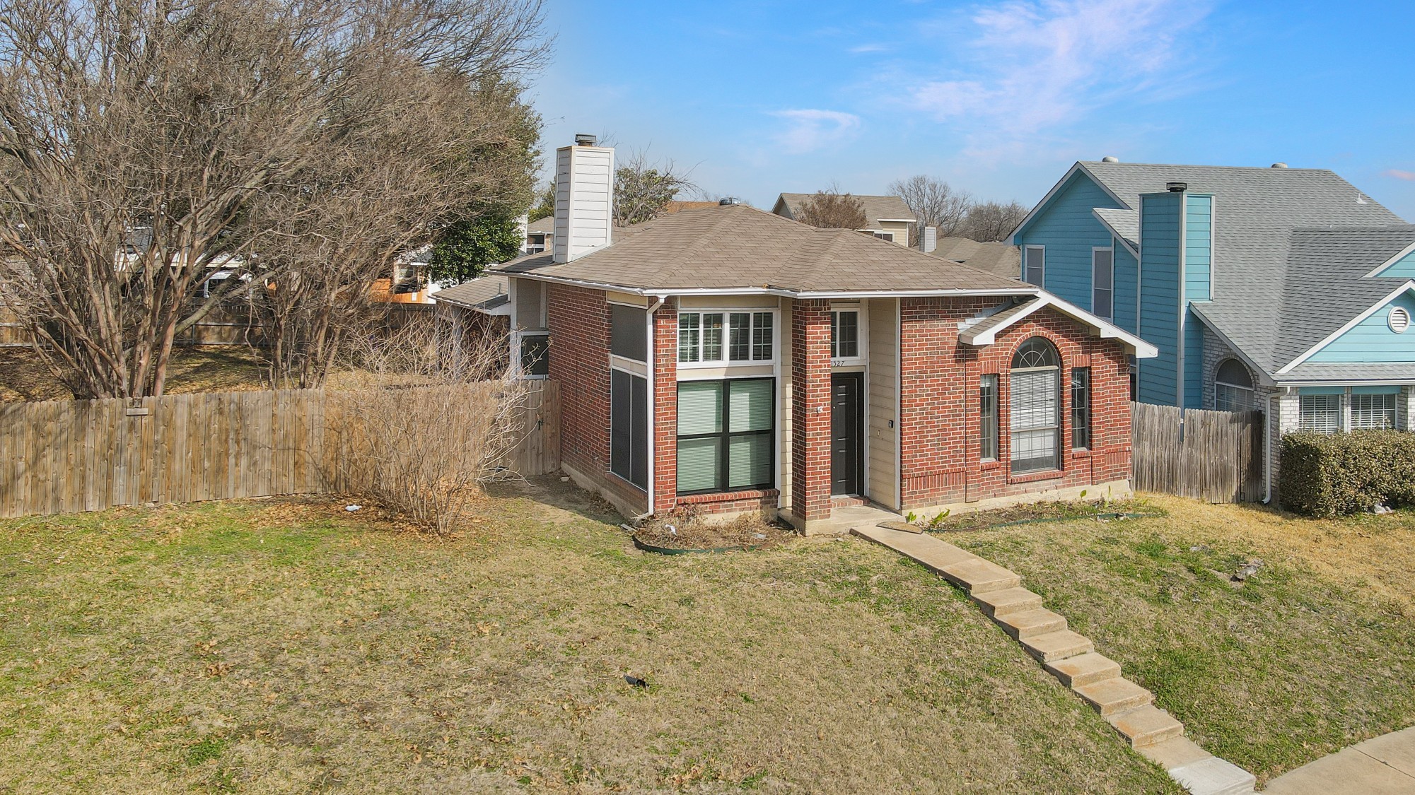 1527 Charleston Cove