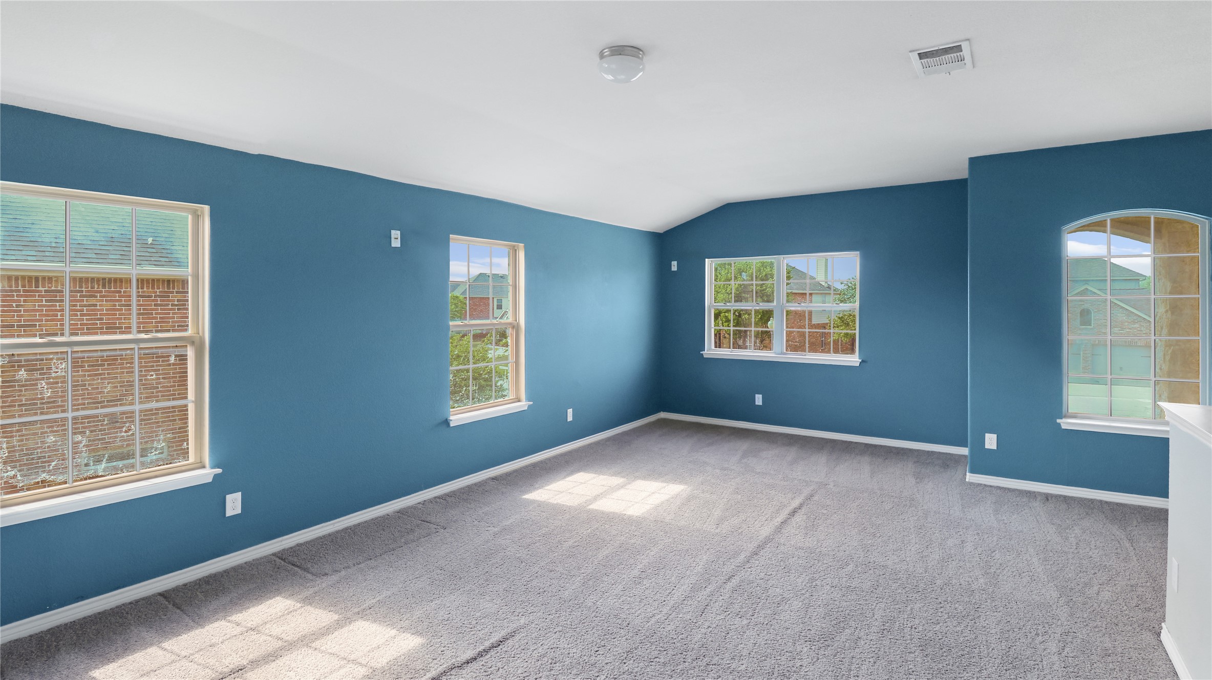 2628 Tradewinds Drive