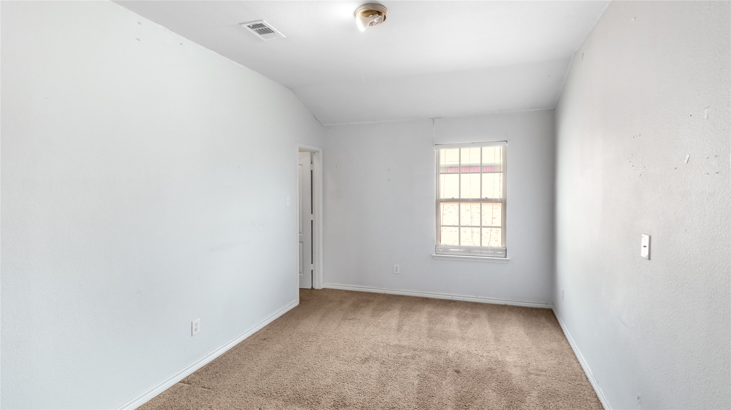 2628 Tradewinds Drive